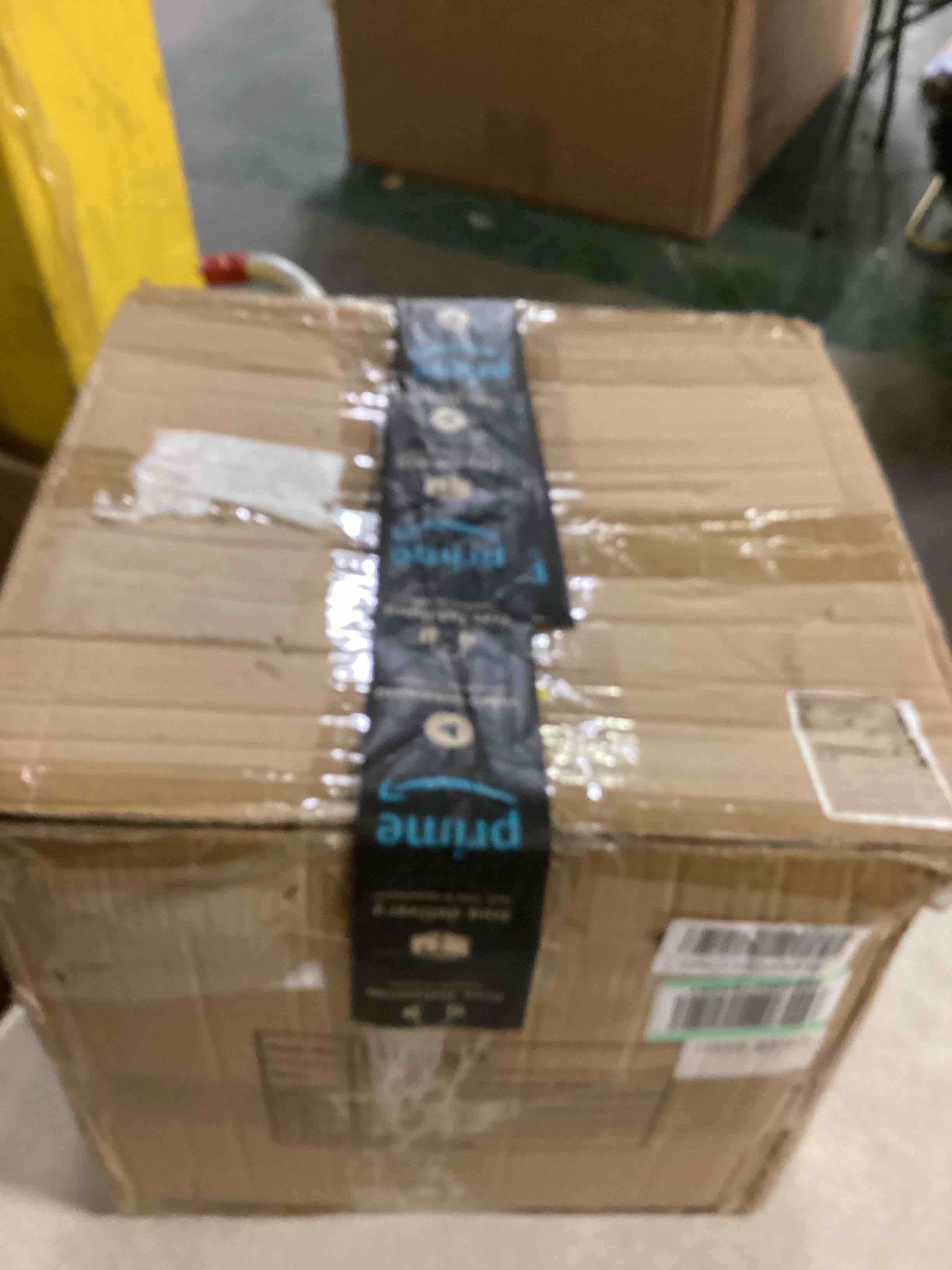 https://s3.amazonaws.com/lotting-images-prod/bidfta/GRN6657664_1732207352693.jpeg
