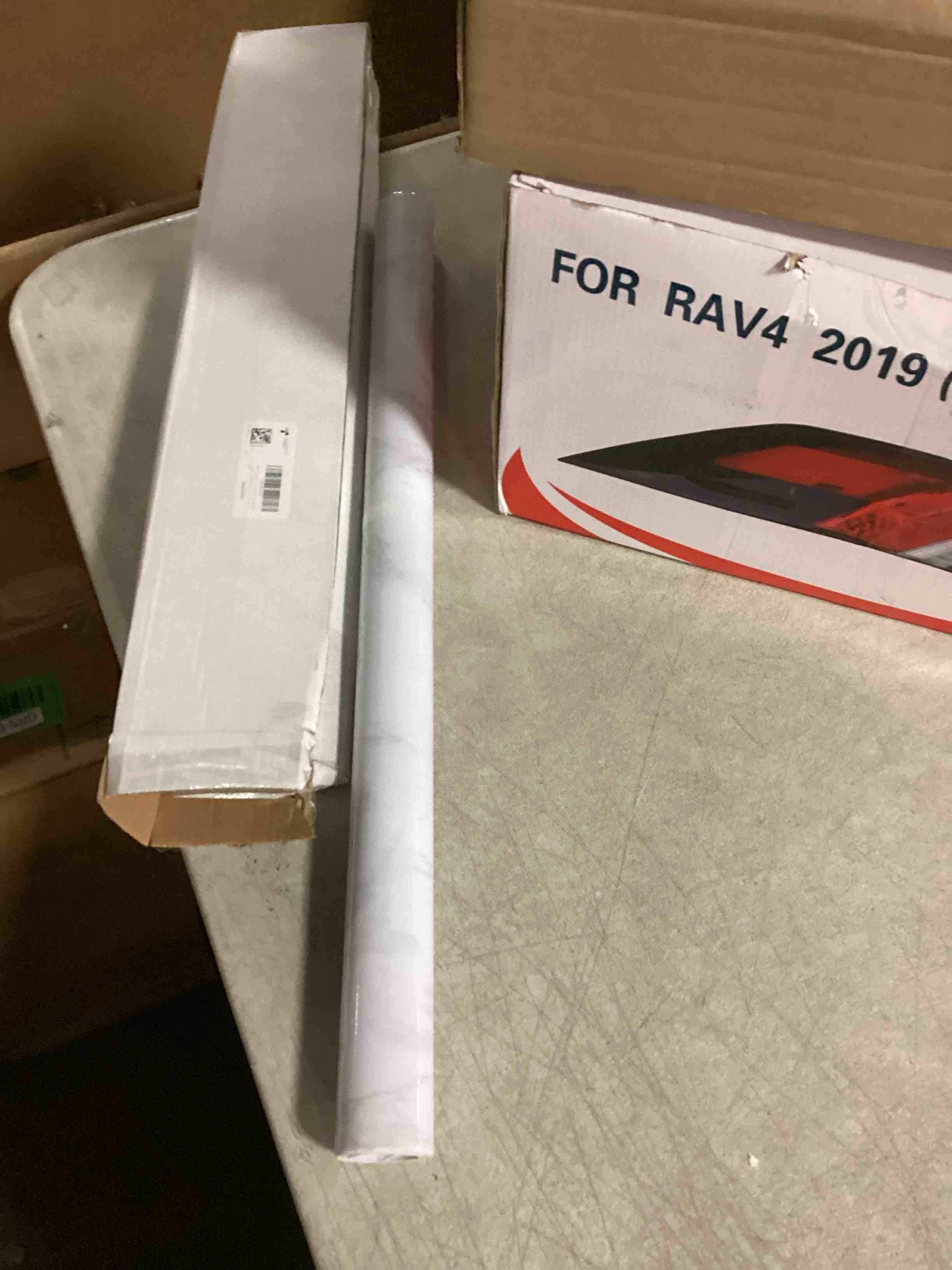 https://s3.amazonaws.com/lotting-images-prod/bidfta/GRN6658890_1733229401794.jpeg