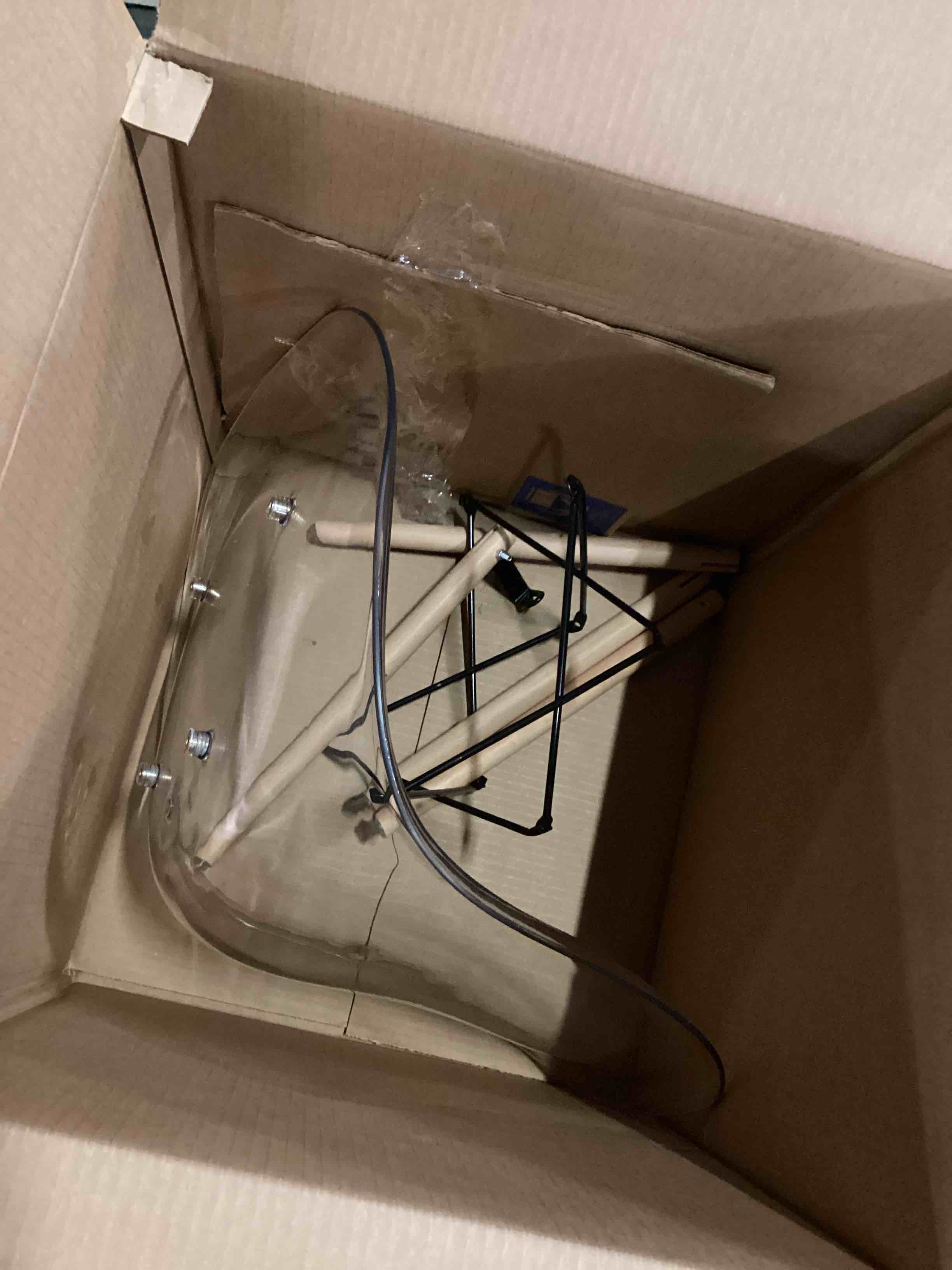 https://s3.amazonaws.com/lotting-images-prod/bidfta/GRN6659785_1734457799403.jpeg