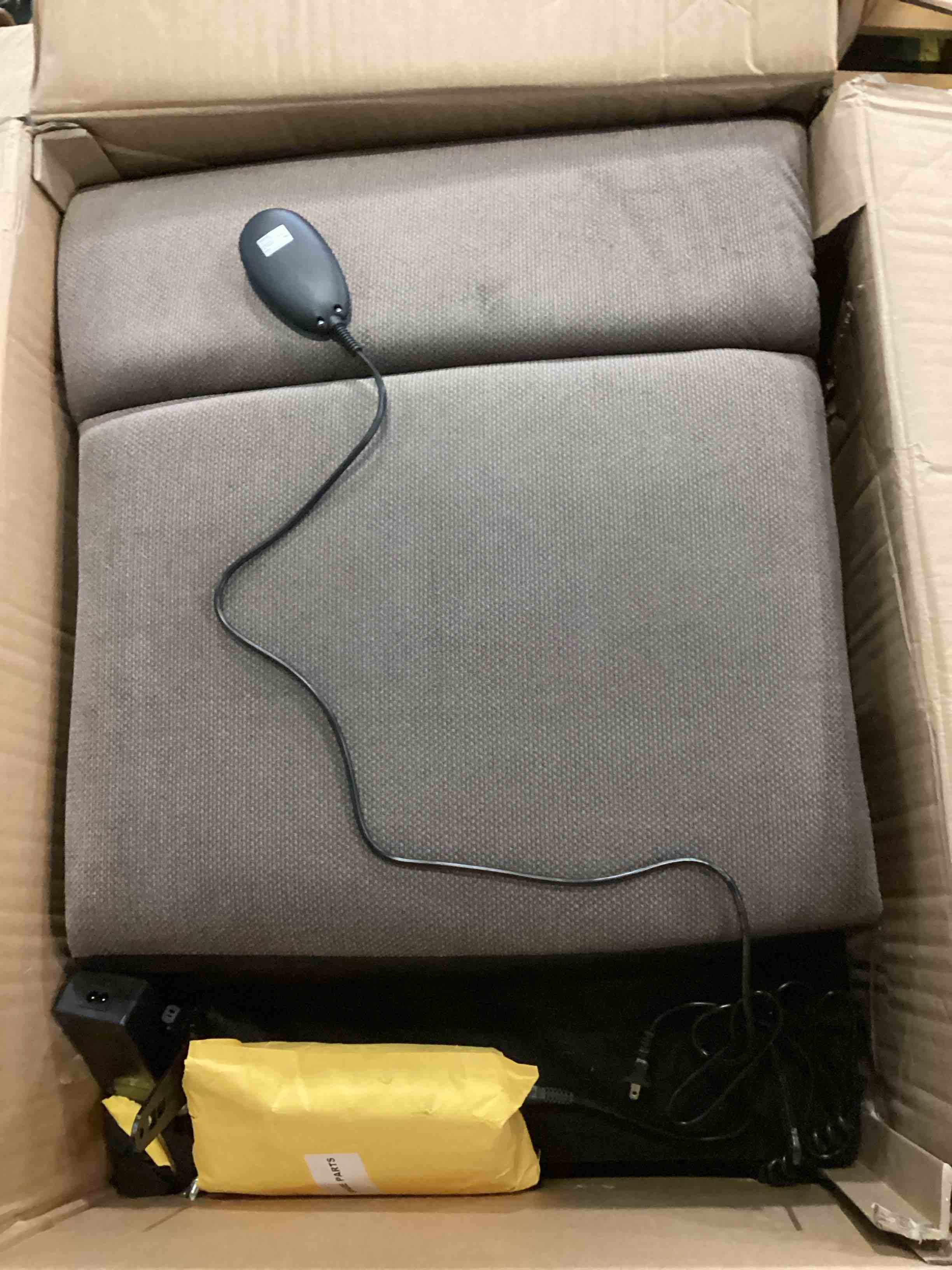 https://s3.amazonaws.com/lotting-images-prod/bidfta/GRN6659807_1734466357266.jpeg