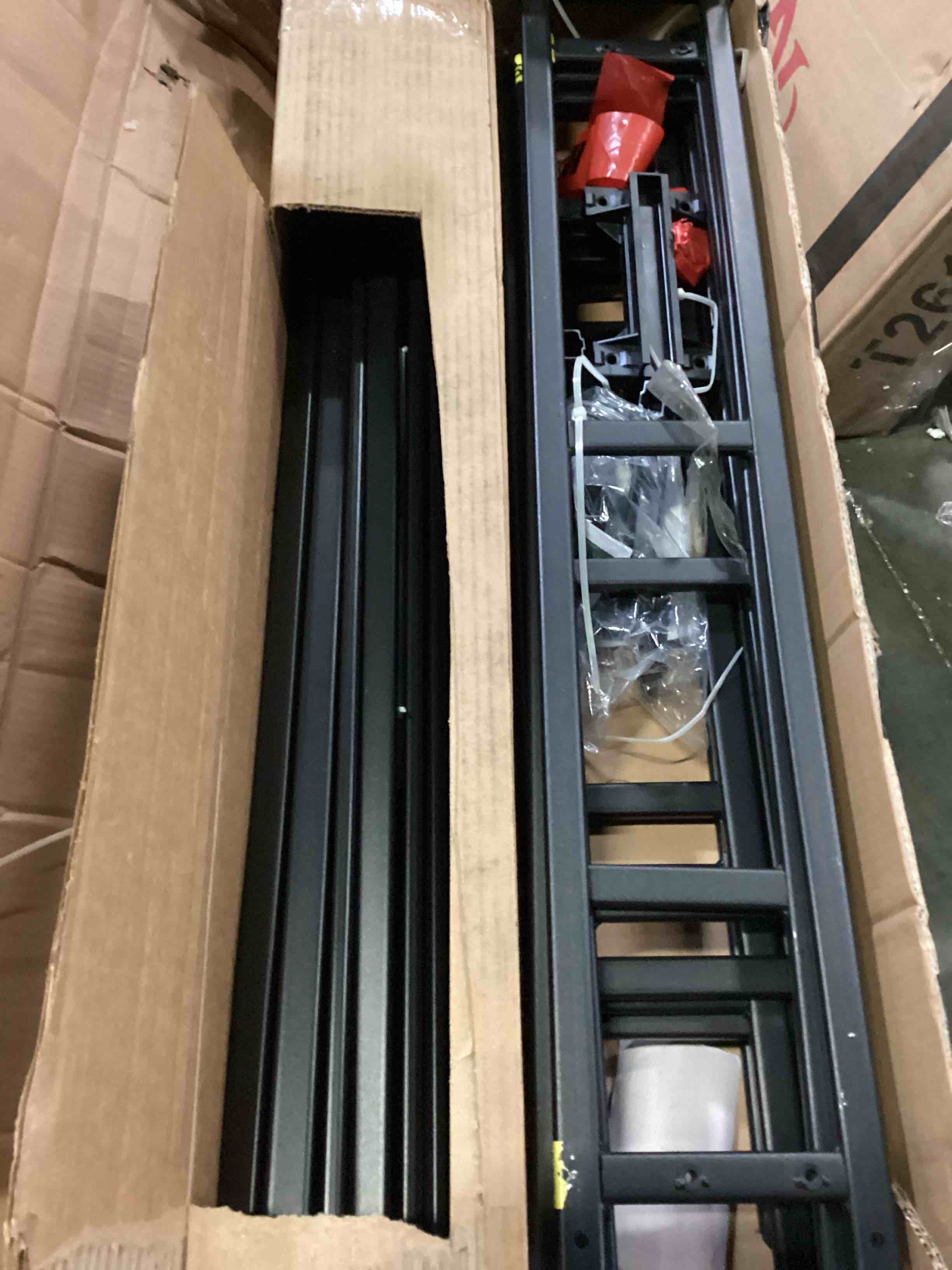 https://s3.amazonaws.com/lotting-images-prod/bidfta/GRN6660068_1734720182351.jpeg