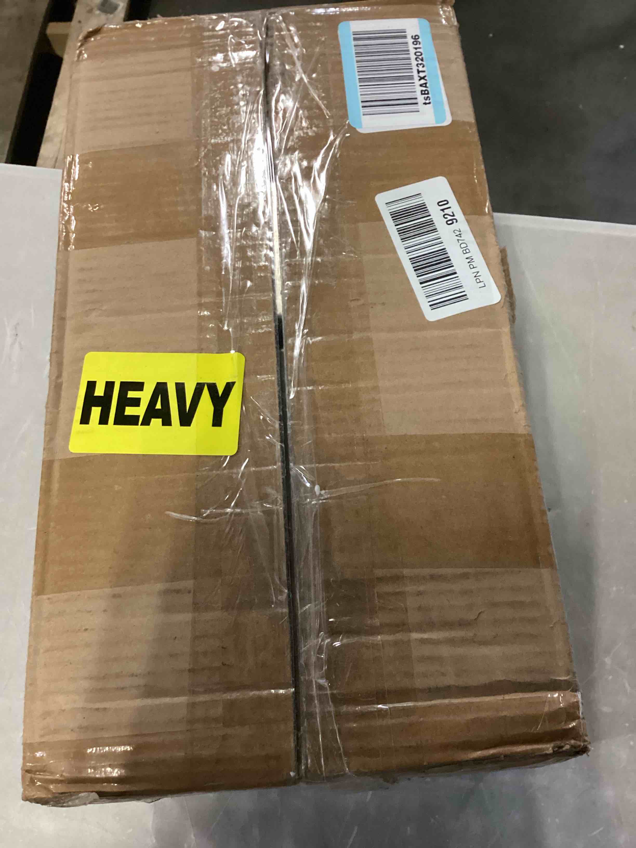 https://s3.amazonaws.com/lotting-images-prod/bidfta/GRN6660631_1732203067132.jpeg
