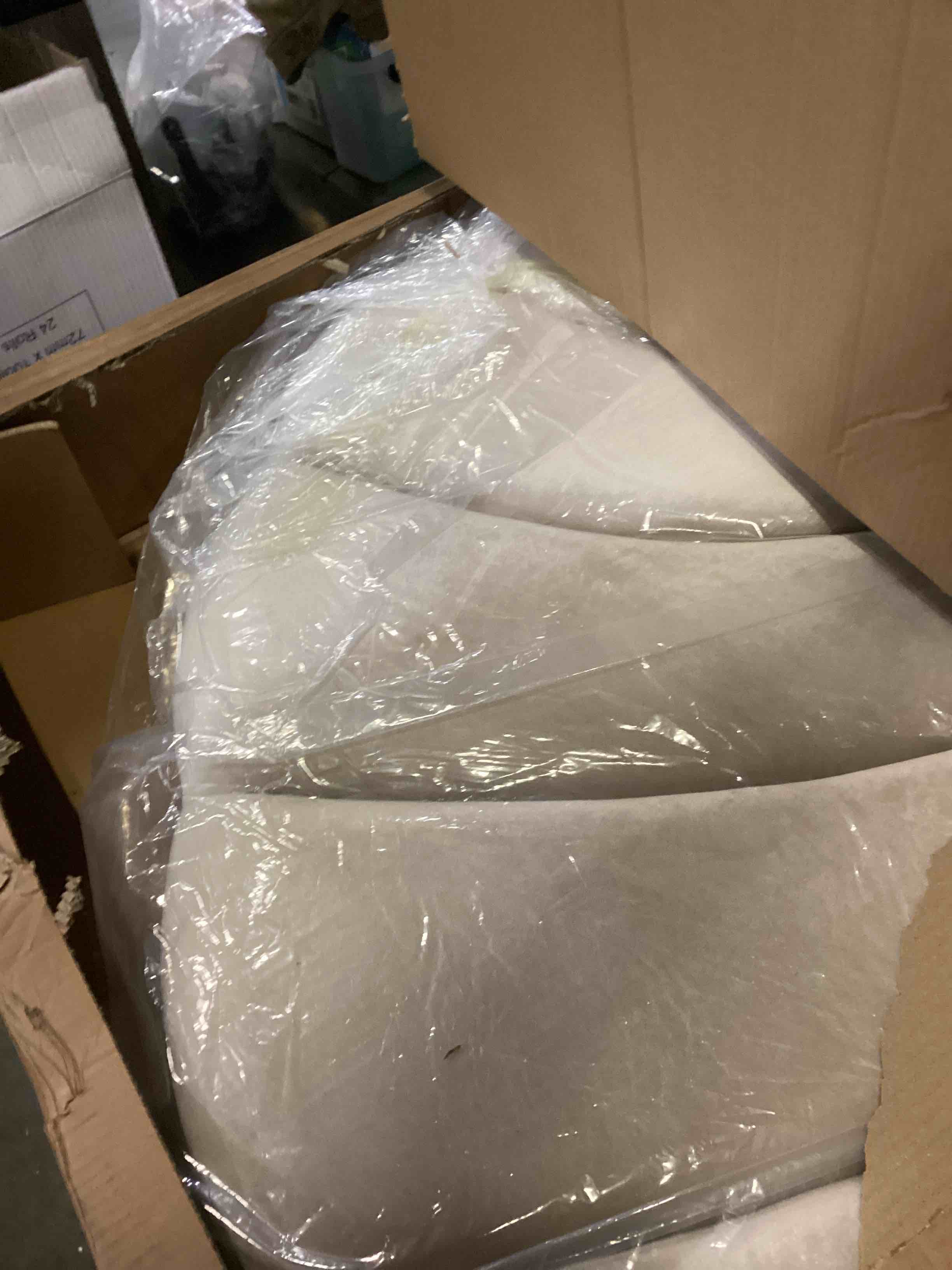 https://s3.amazonaws.com/lotting-images-prod/bidfta/GRN6661402_1733236145952.jpeg