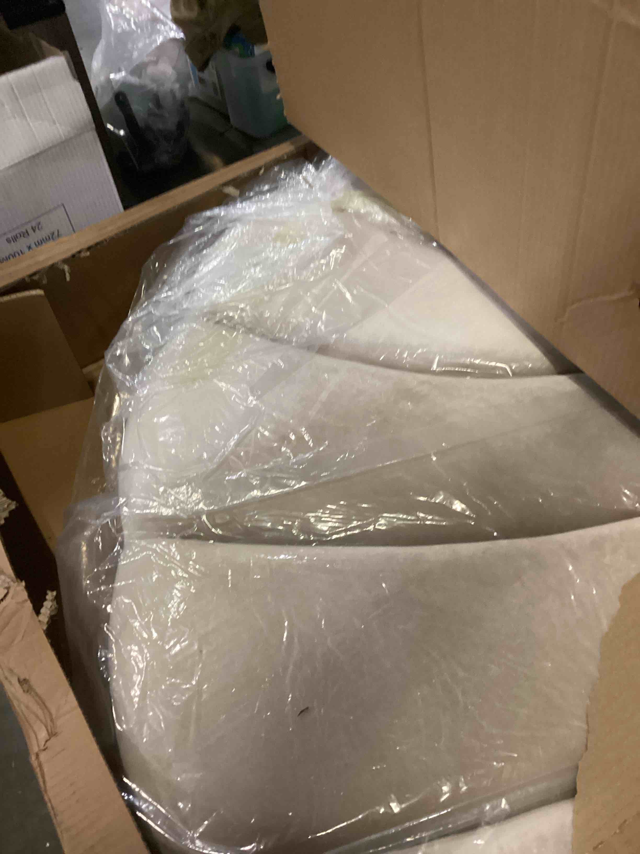 https://s3.amazonaws.com/lotting-images-prod/bidfta/GRN6661402_1733236147301.jpeg