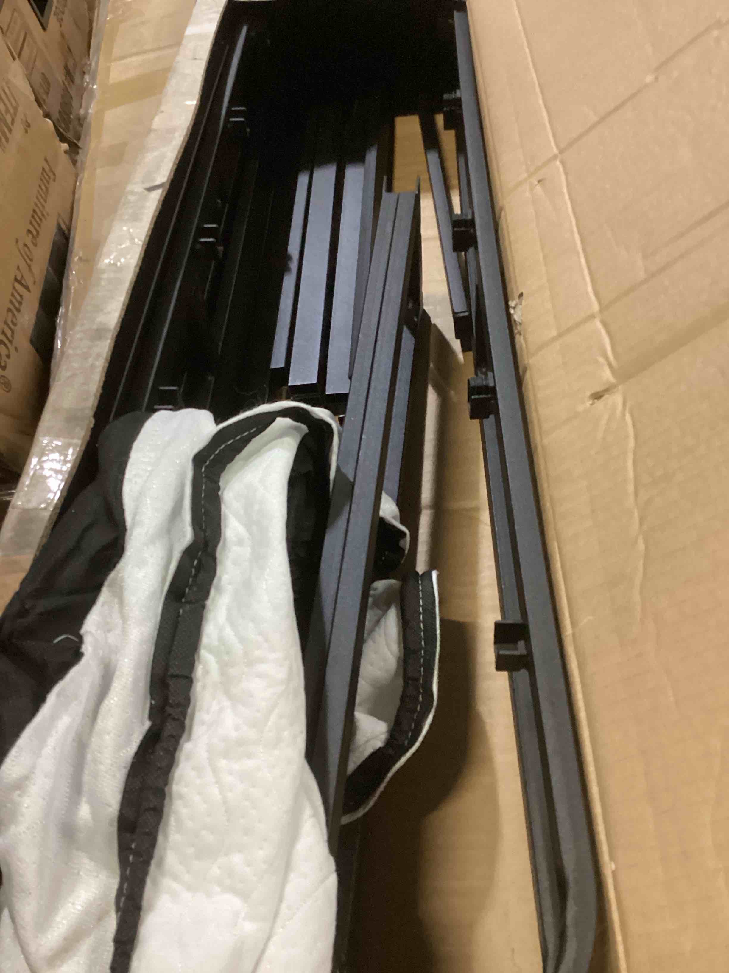https://s3.amazonaws.com/lotting-images-prod/bidfta/GRN6661656_1733340531599.jpeg