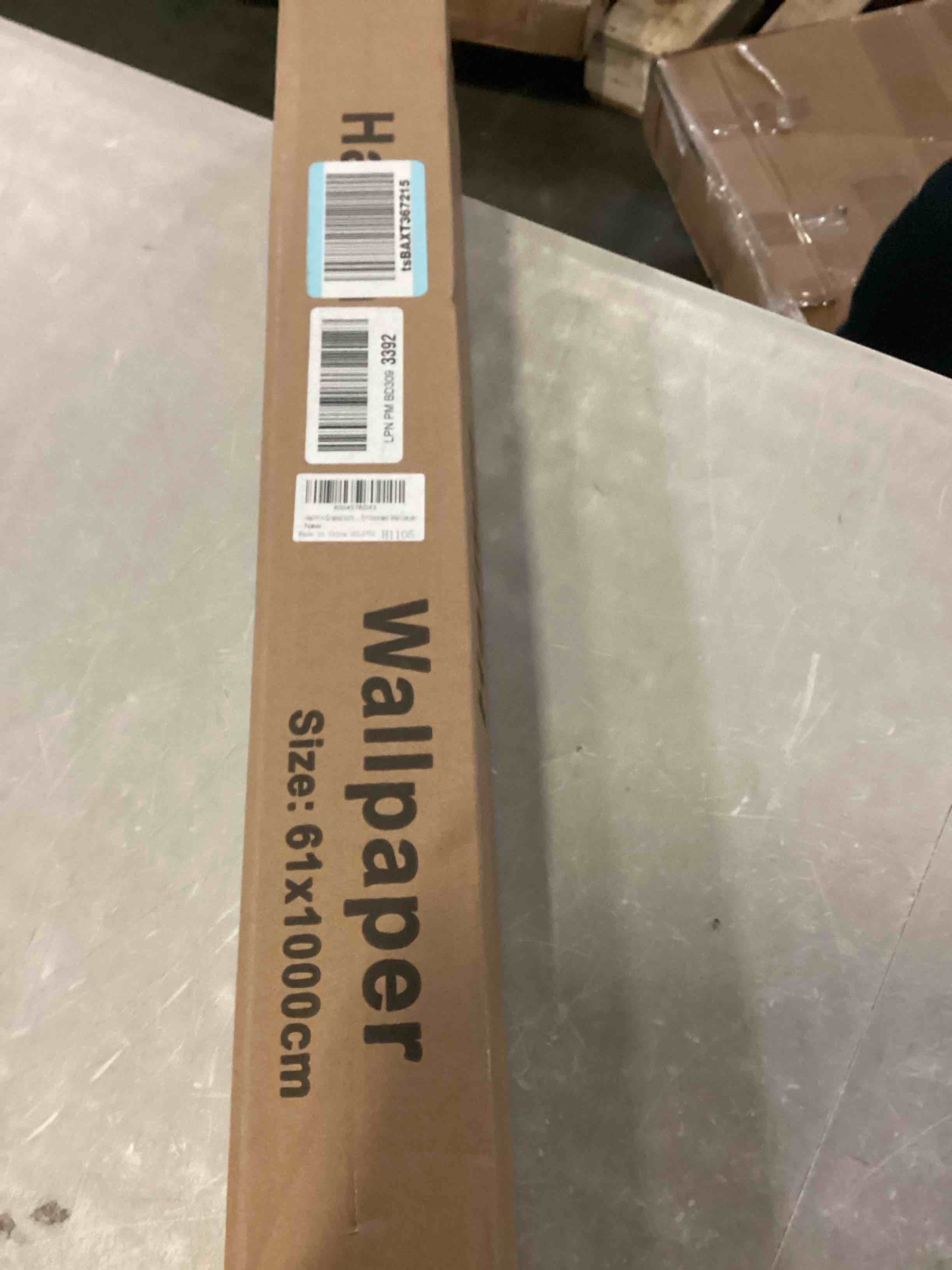 https://s3.amazonaws.com/lotting-images-prod/bidfta/GRN6661853_1733496030244.jpeg