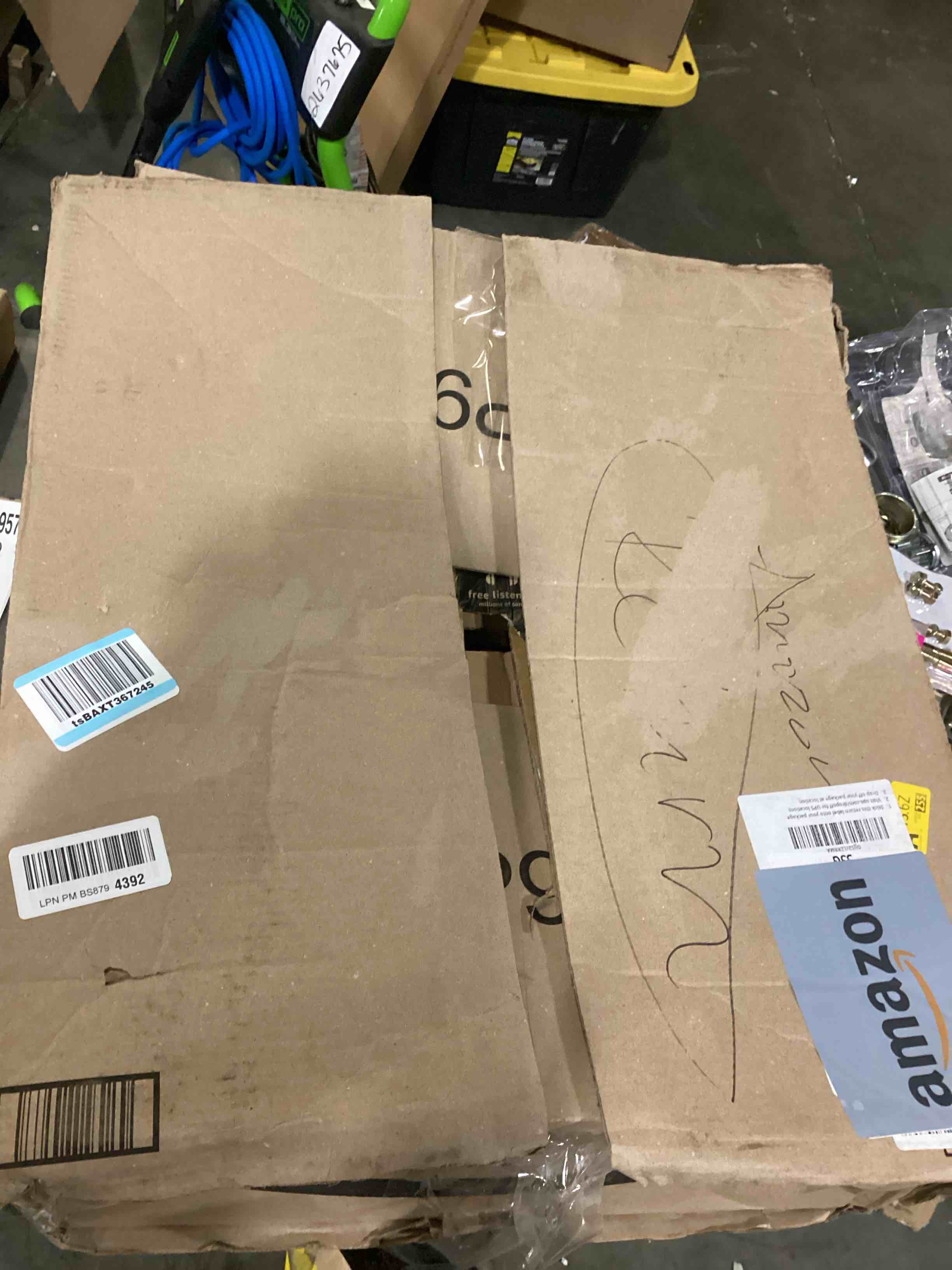 https://s3.amazonaws.com/lotting-images-prod/bidfta/GRN6662412_1733163527218.jpeg