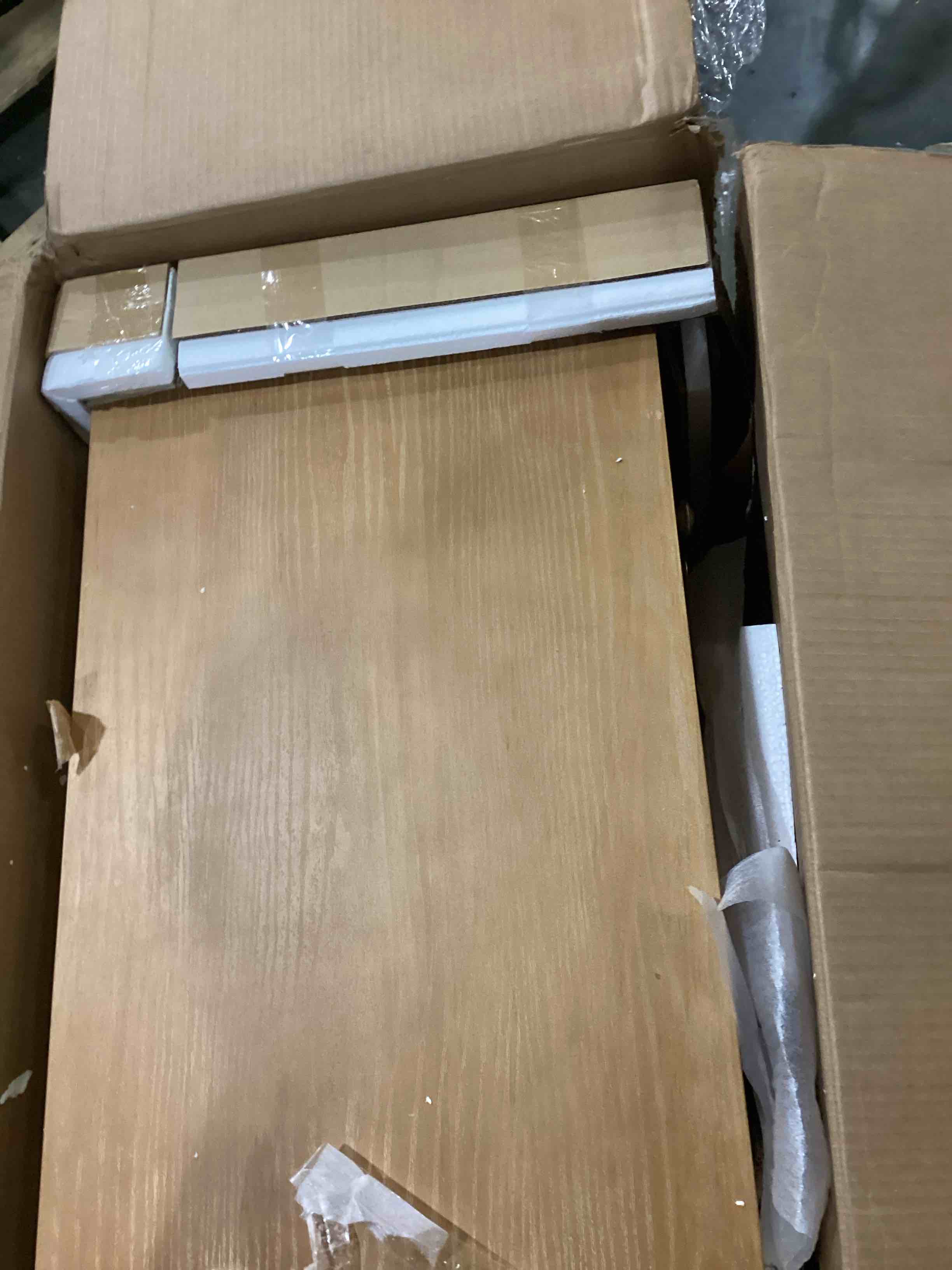 https://s3.amazonaws.com/lotting-images-prod/bidfta/GRN6662878_1734020175335.jpeg