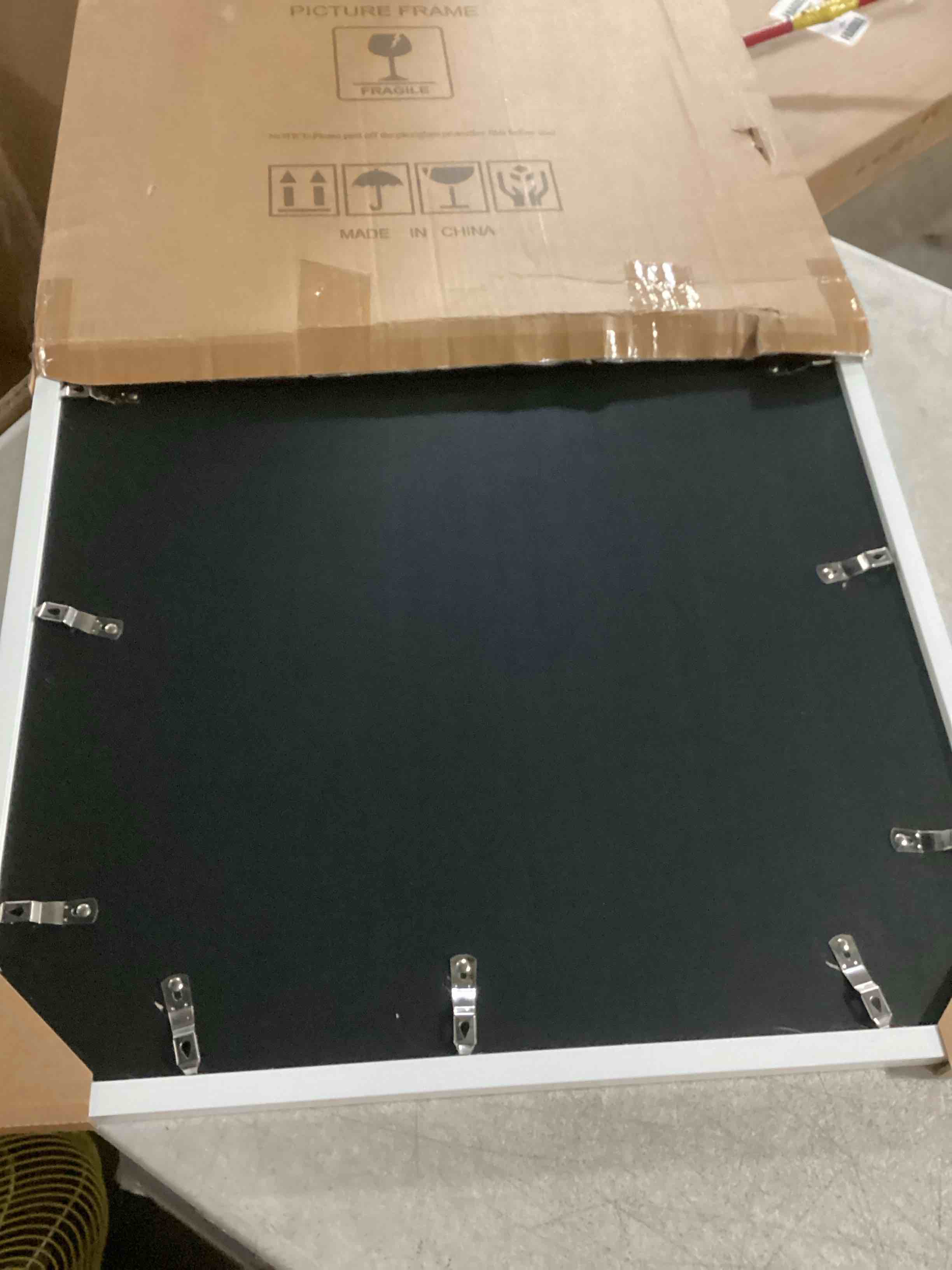 https://s3.amazonaws.com/lotting-images-prod/bidfta/GRN6663795_1734105756370.jpeg