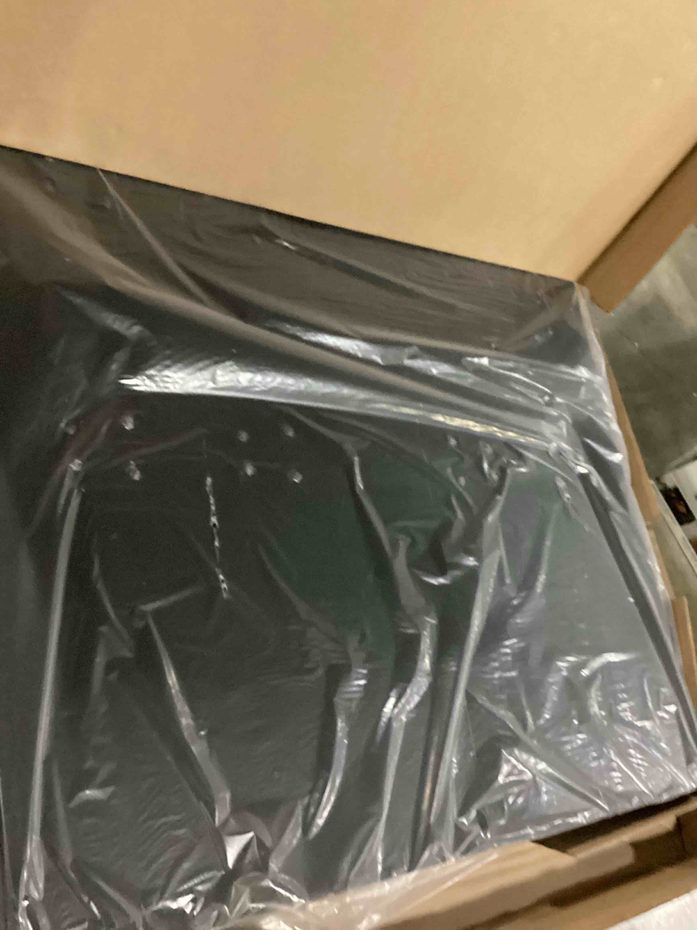 https://s3.amazonaws.com/lotting-images-prod/bidfta/GRN6664772_1734718579133.jpeg