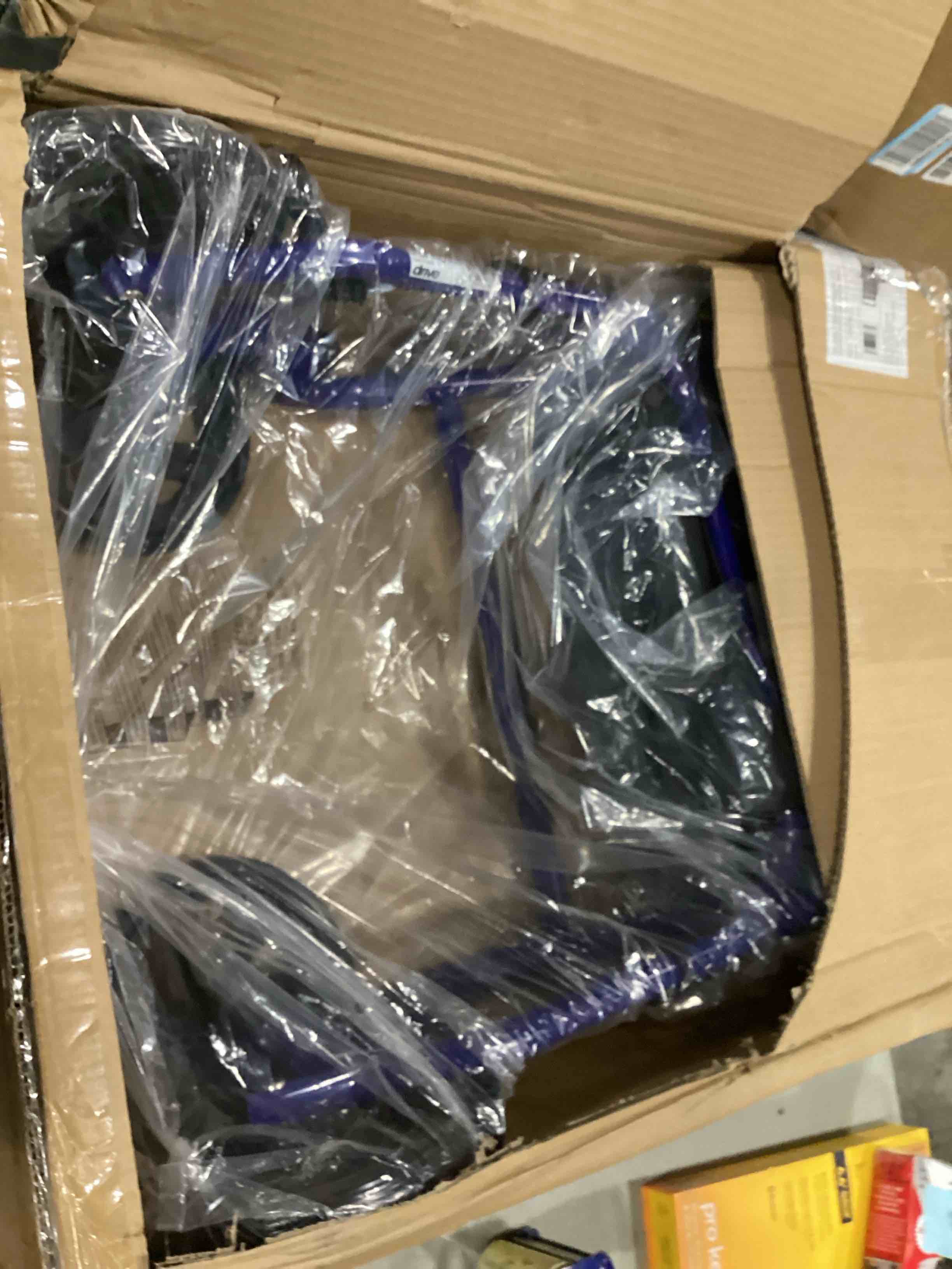 https://s3.amazonaws.com/lotting-images-prod/bidfta/GRN6665115_1736342181052.jpeg