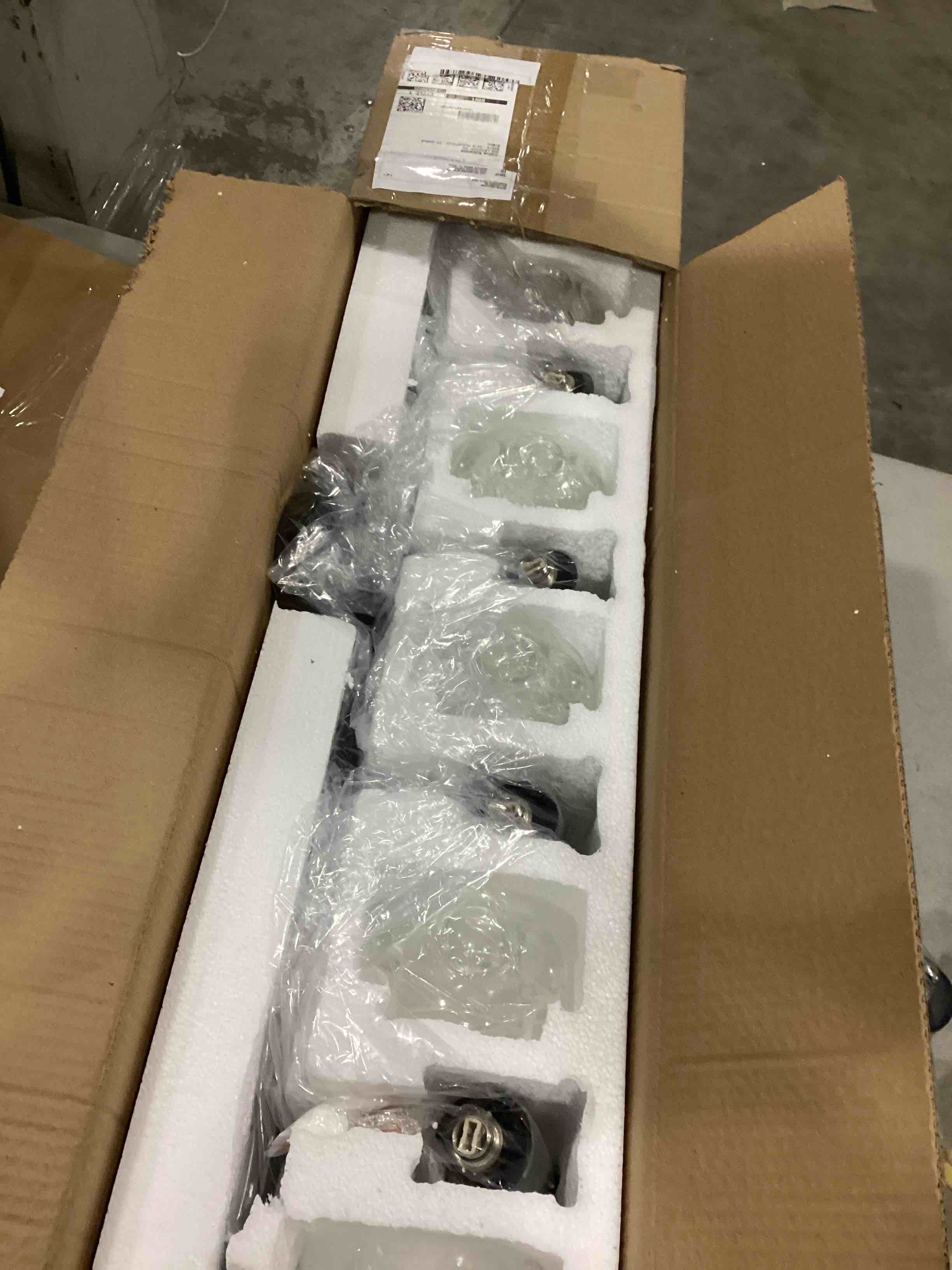 https://s3.amazonaws.com/lotting-images-prod/bidfta/GRN6665523_1736776331040.jpeg