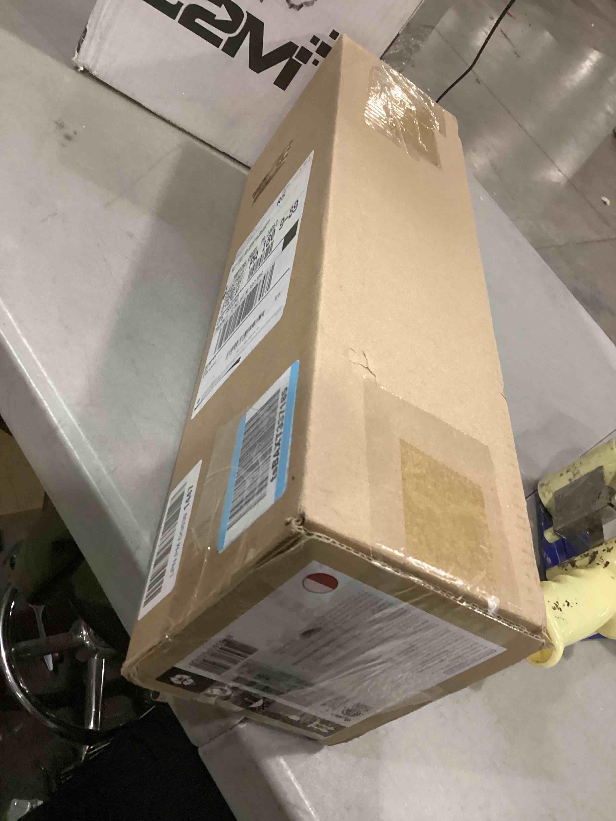 https://s3.amazonaws.com/lotting-images-prod/bidfta/GRN6665817_1736882689877.jpeg