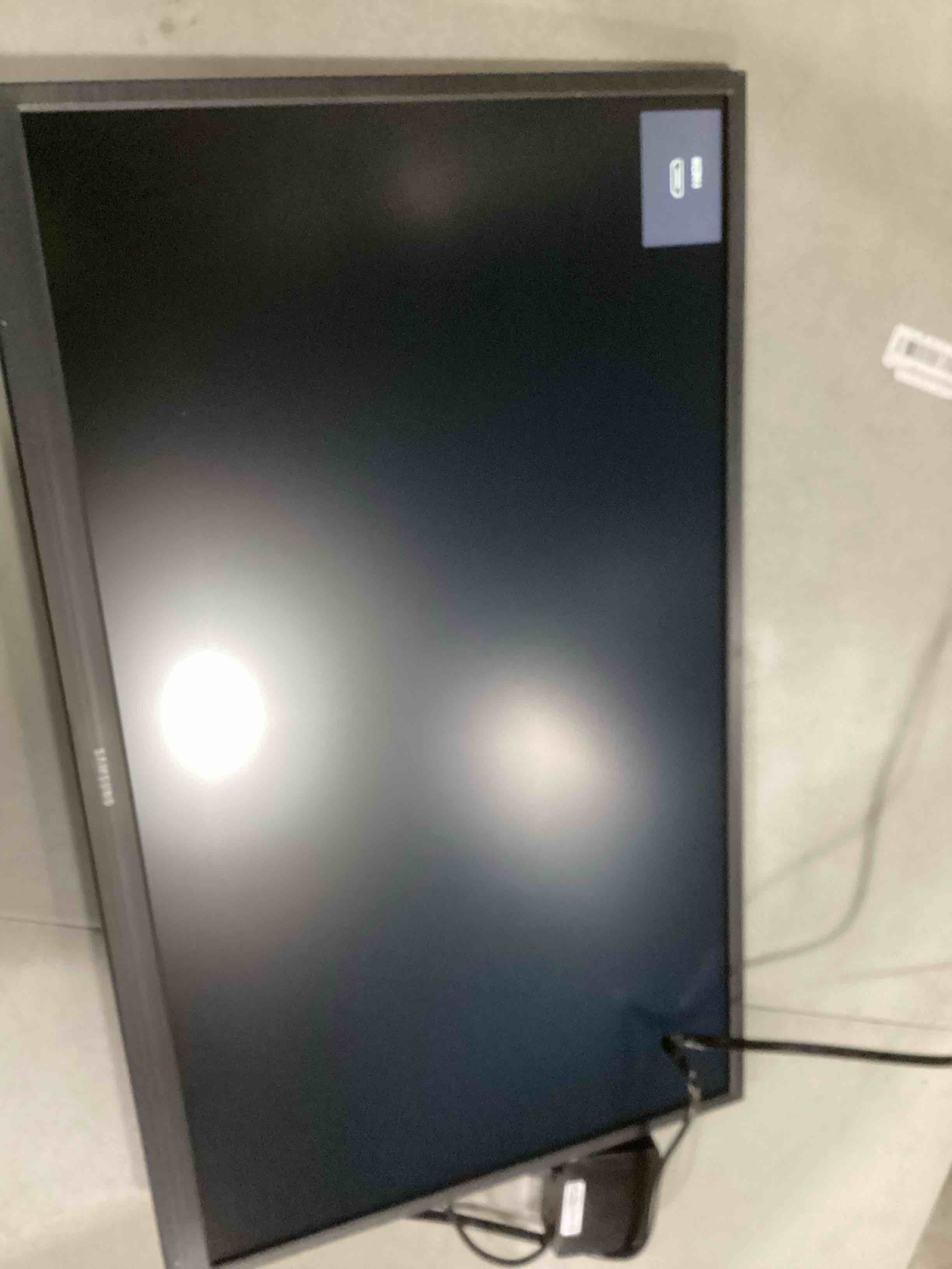 https://s3.amazonaws.com/lotting-images-prod/bidfta/GRN6665927_1736952377250.jpeg
