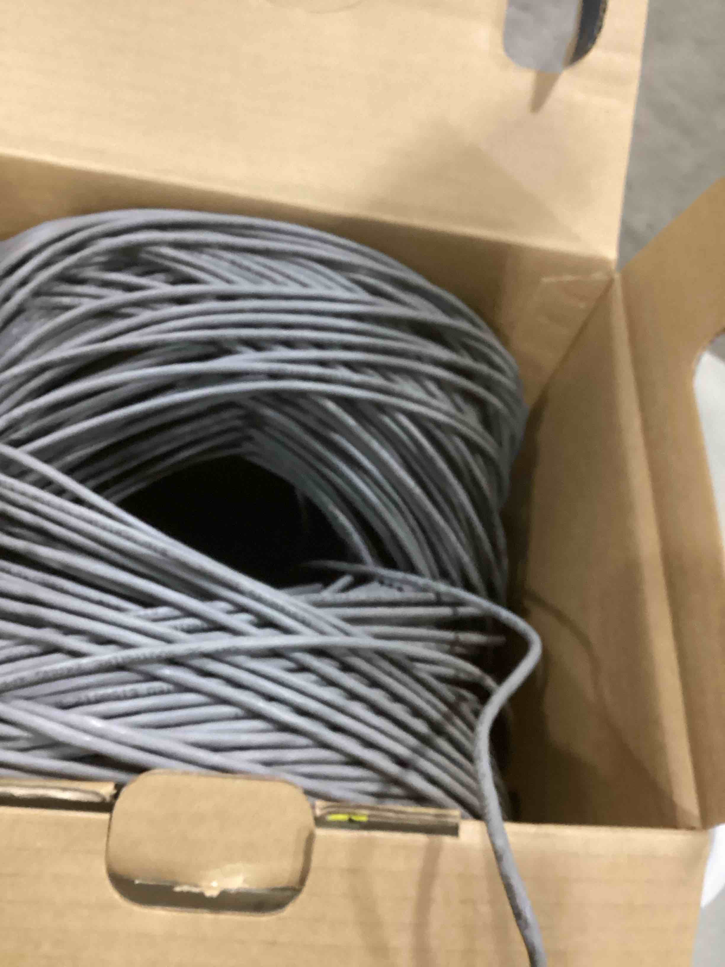 https://s3.amazonaws.com/lotting-images-prod/bidfta/GRN6665969_1736962886652.jpeg
