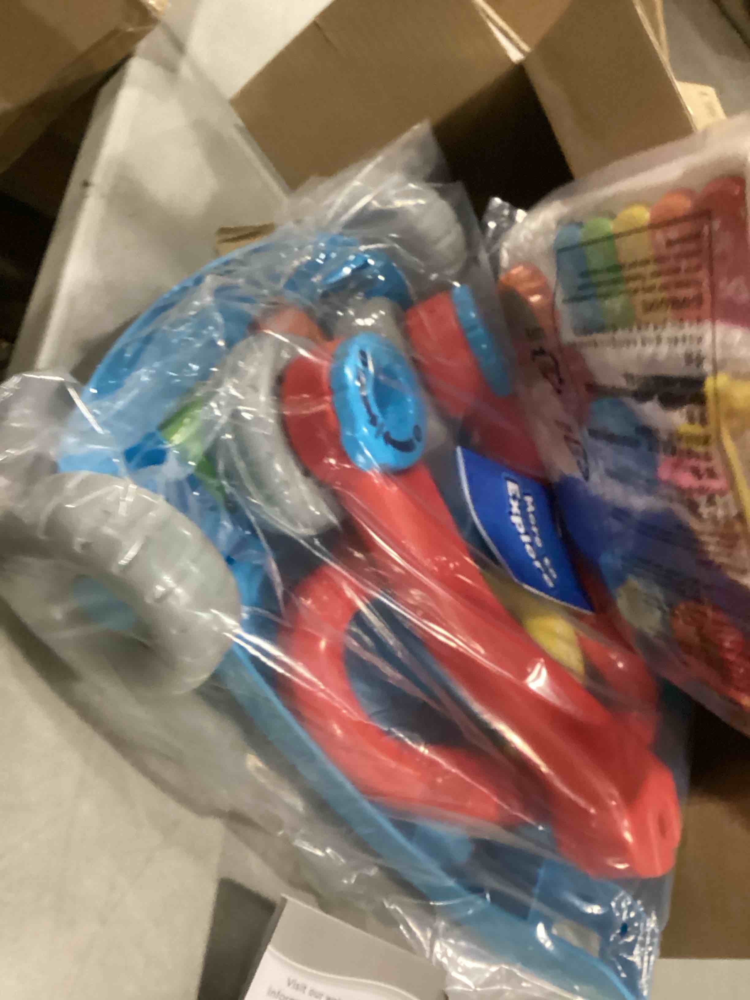 https://s3.amazonaws.com/lotting-images-prod/bidfta/GRN6666184_1737052222230.jpeg