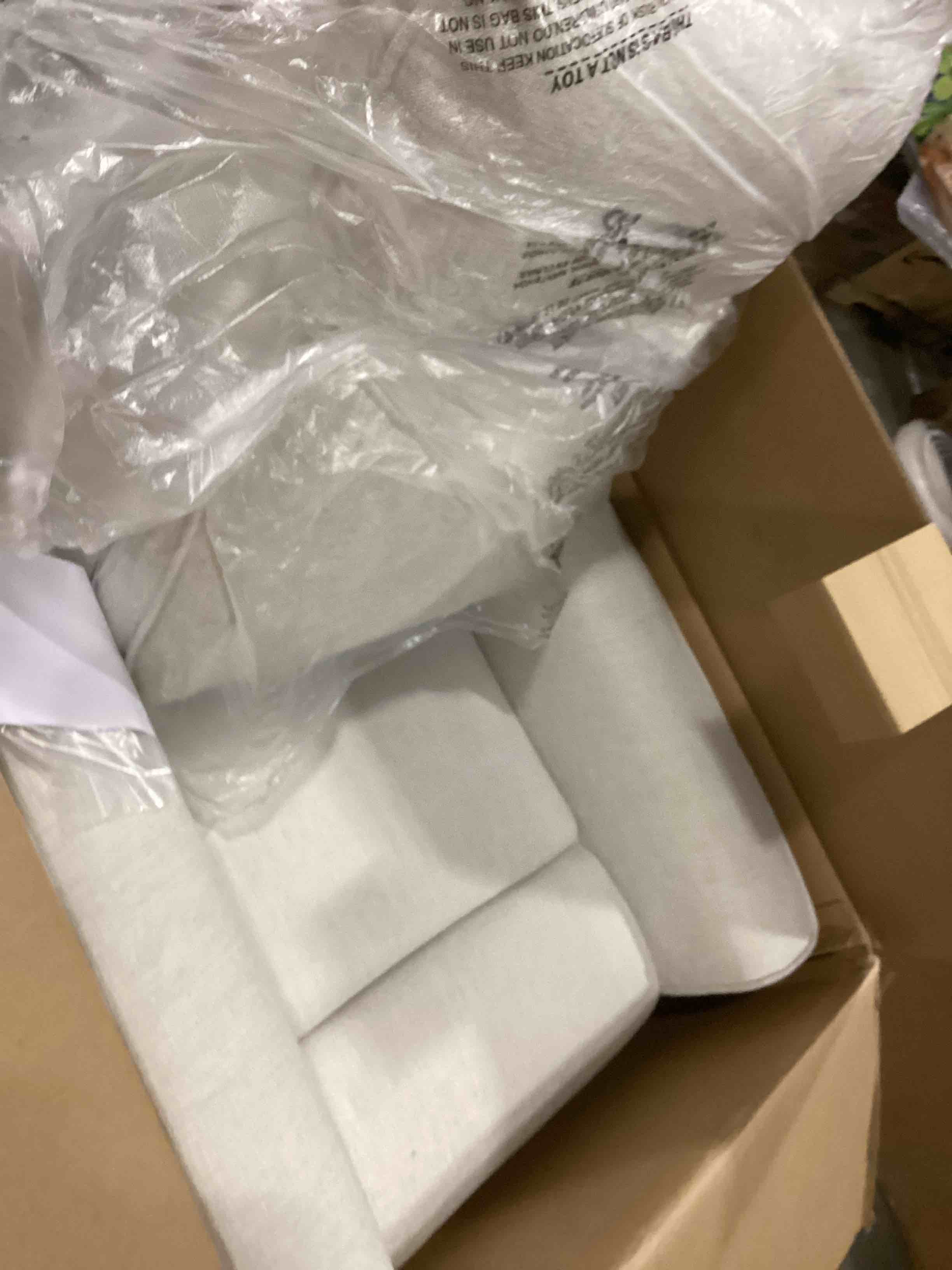 https://s3.amazonaws.com/lotting-images-prod/bidfta/GRN6666313_1737131963010.jpeg