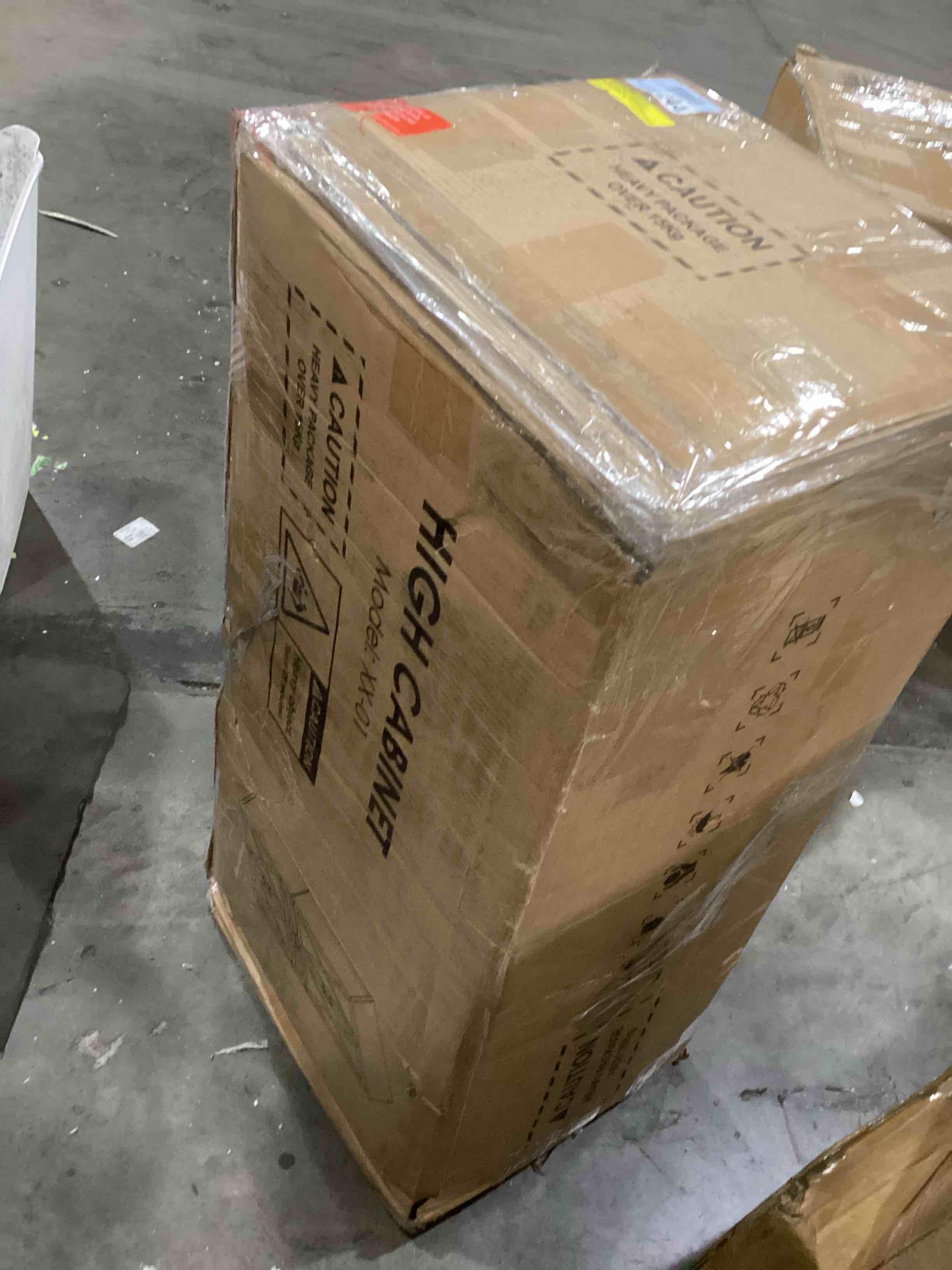 https://s3.amazonaws.com/lotting-images-prod/bidfta/GRN6666376_1737380614909.jpeg