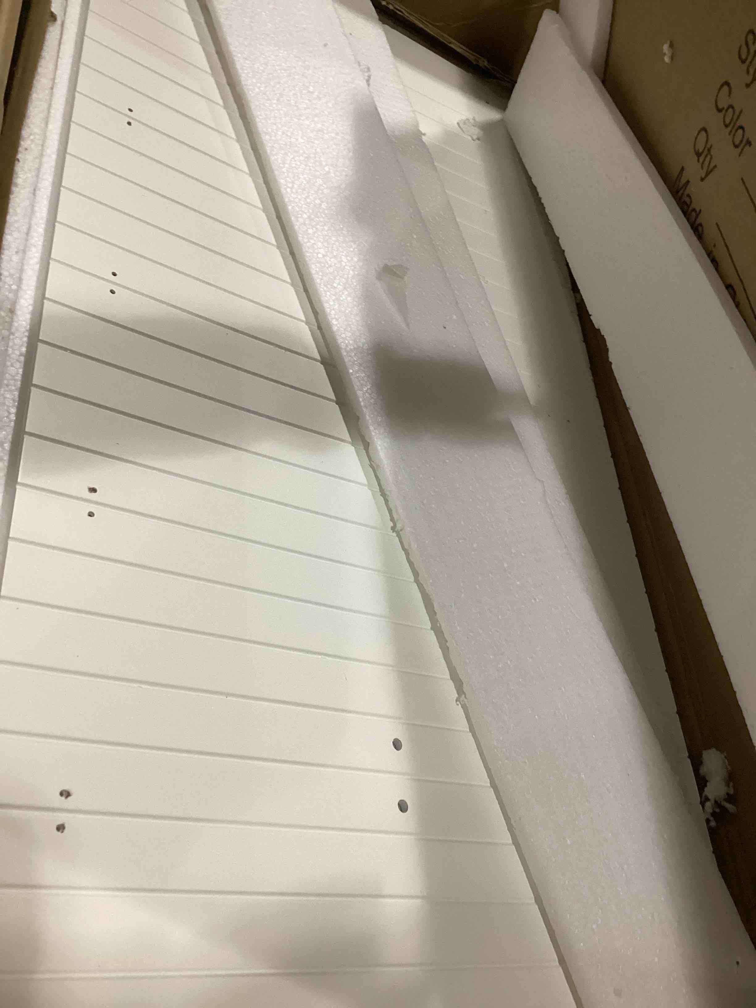https://s3.amazonaws.com/lotting-images-prod/bidfta/GRN6667424_1736949321840.jpeg