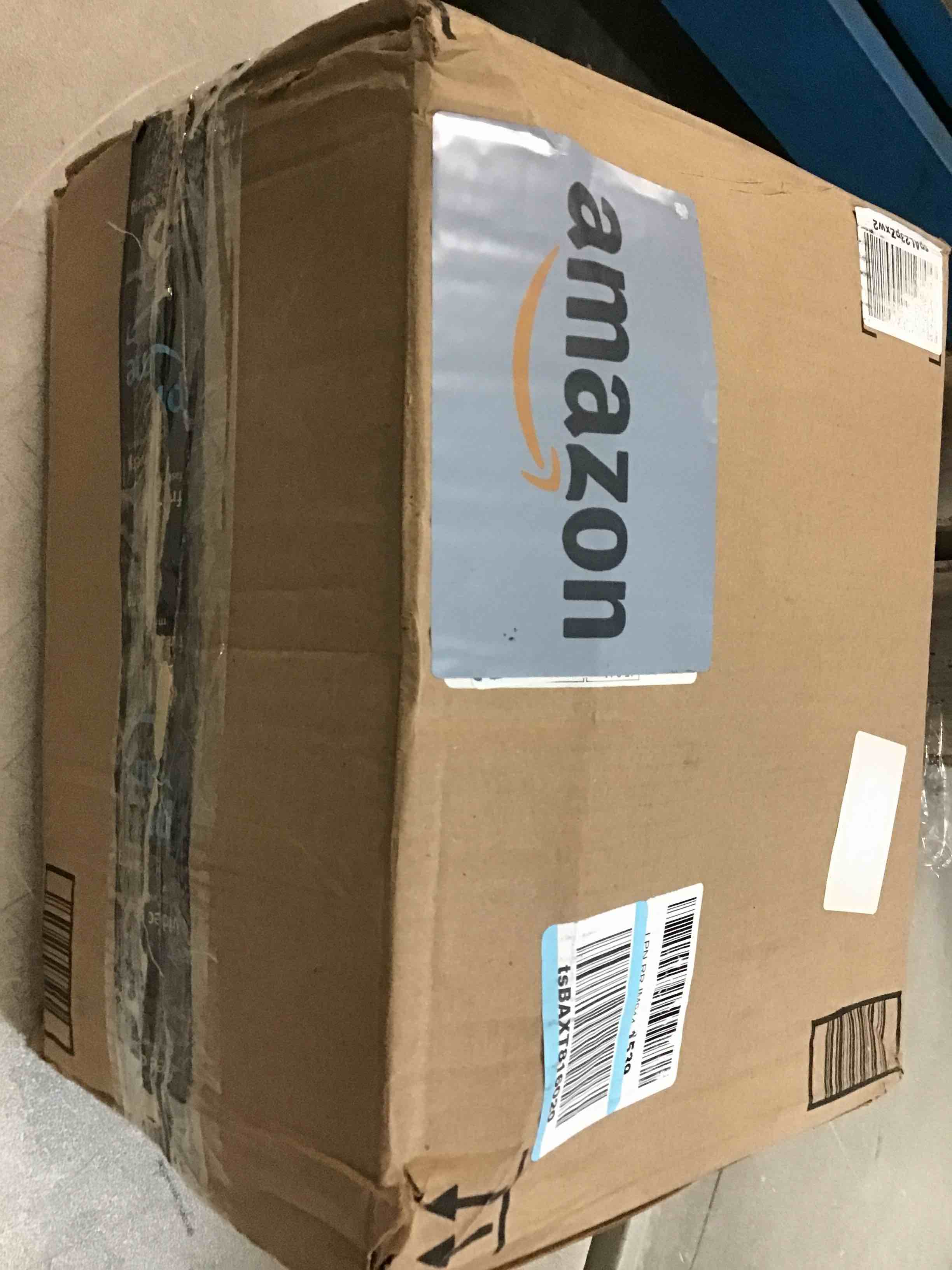 https://s3.amazonaws.com/lotting-images-prod/bidfta/GRN6668648_1722644438723.jpeg
