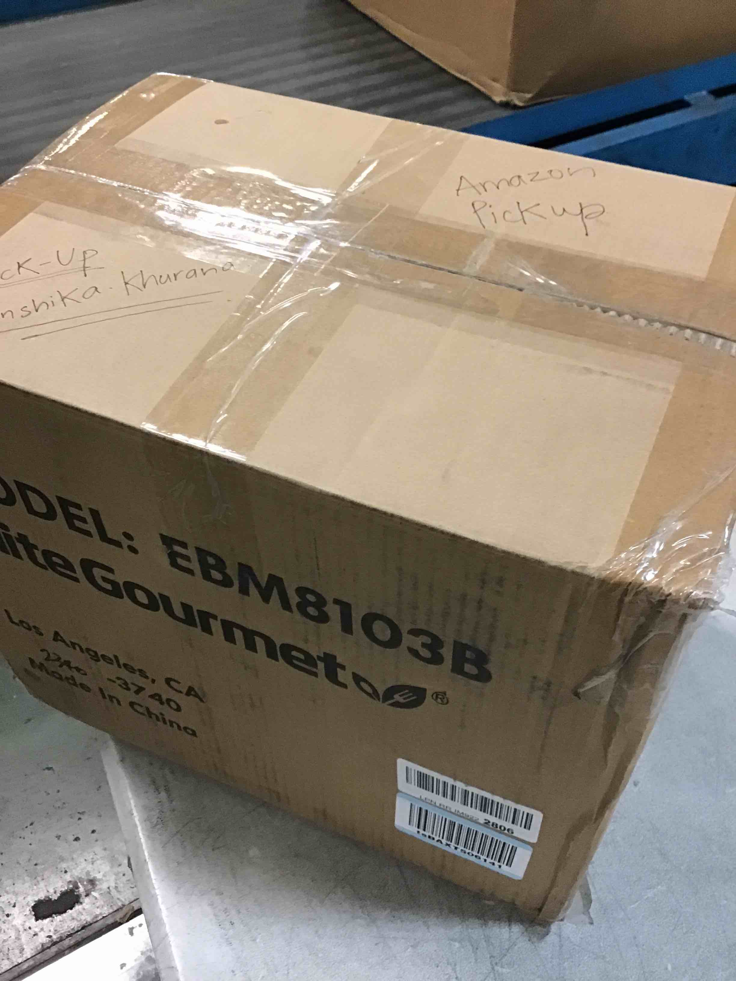 https://s3.amazonaws.com/lotting-images-prod/bidfta/GRN6668679_1722650110420.jpeg