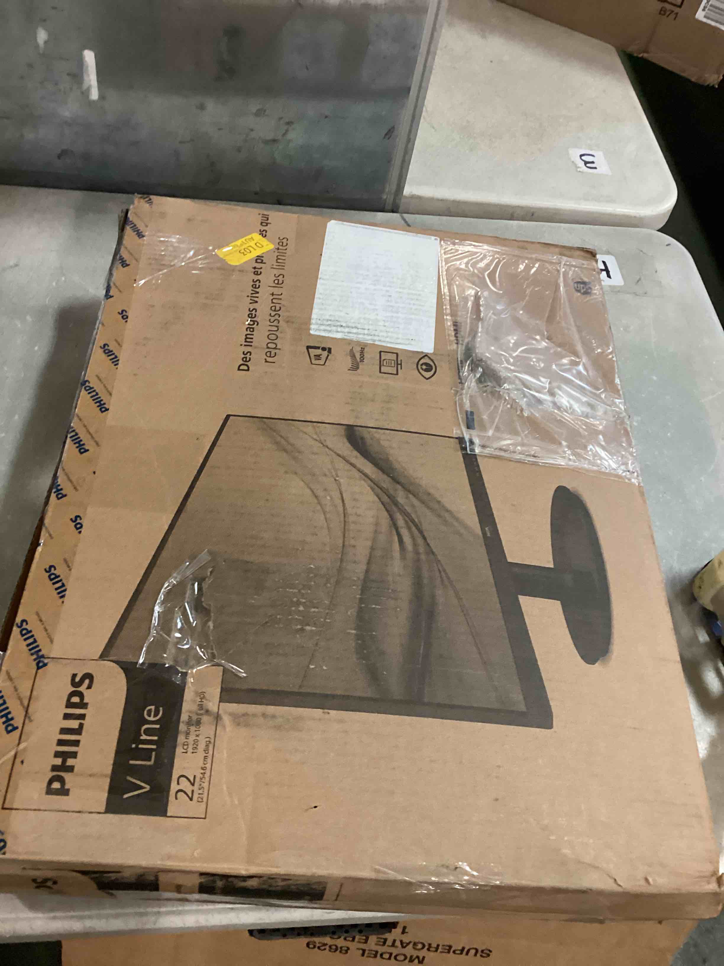 https://s3.amazonaws.com/lotting-images-prod/bidfta/GRN6669182_1722648919289.jpeg