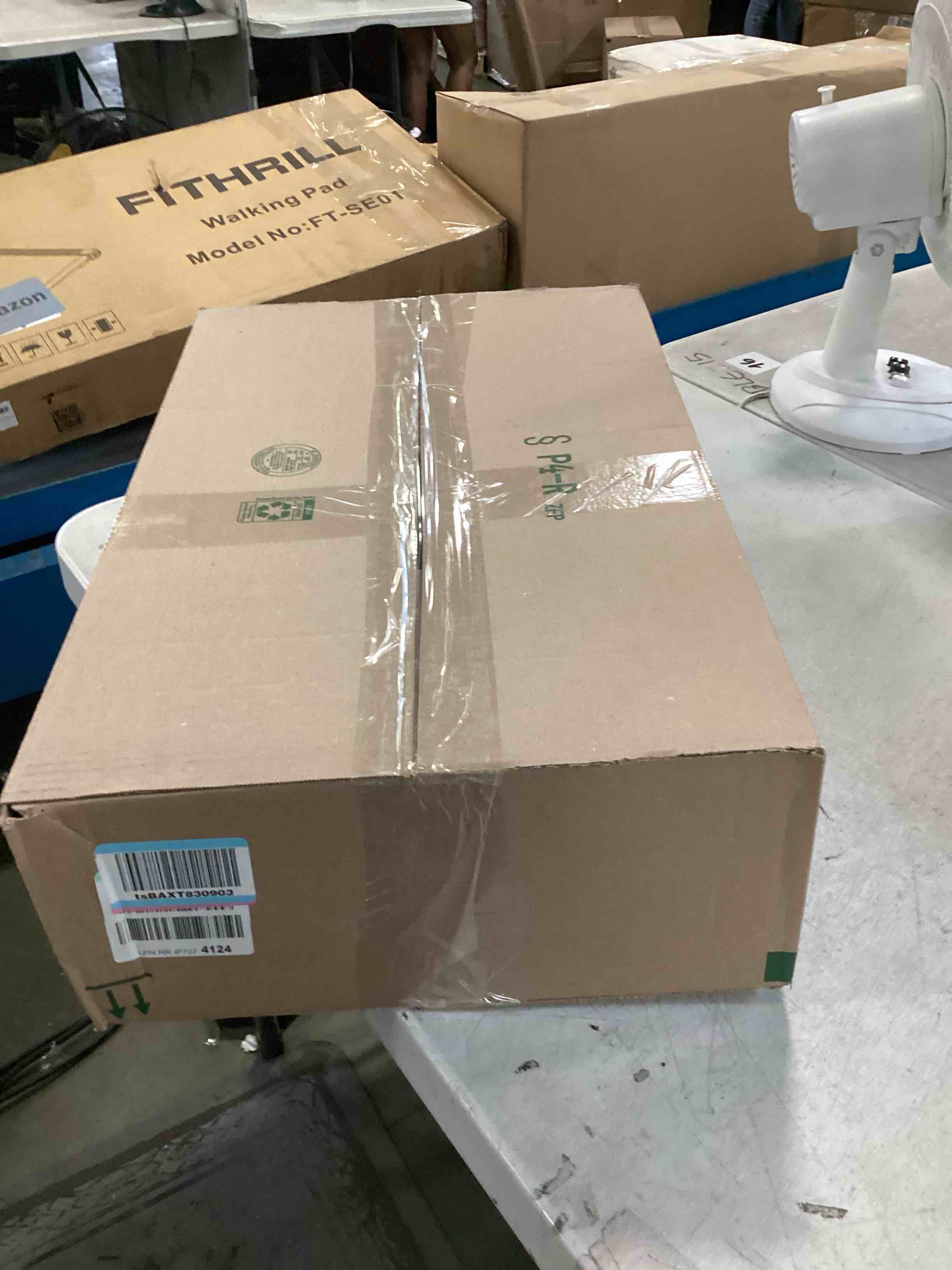 https://s3.amazonaws.com/lotting-images-prod/bidfta/GRN6670267_1722548101105.jpeg