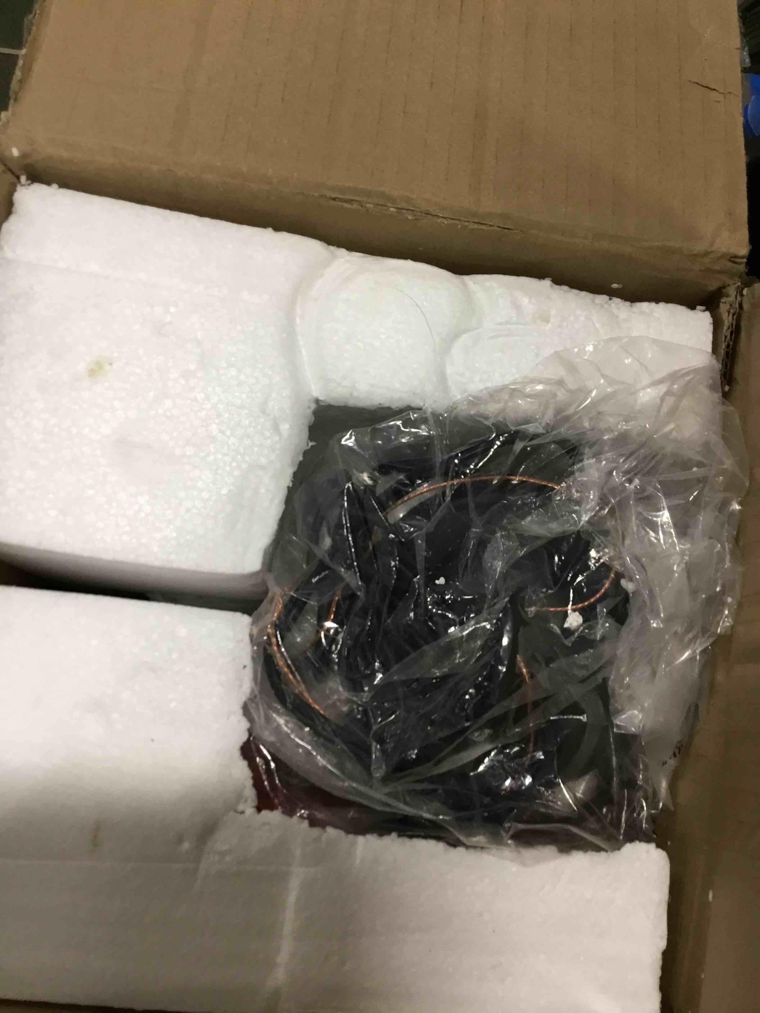 https://s3.amazonaws.com/lotting-images-prod/bidfta/GRN6670676_1722660242439.jpeg