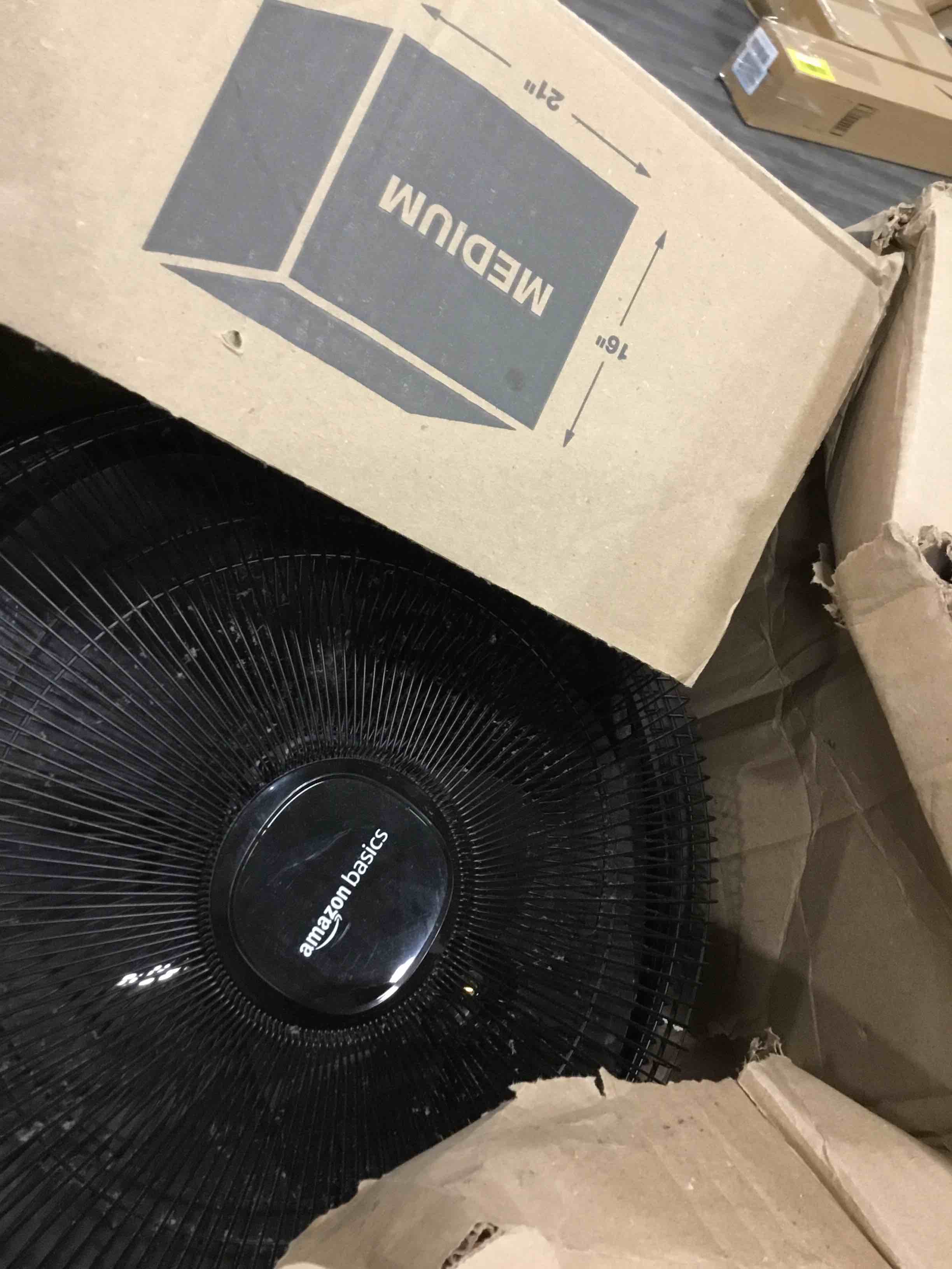 https://s3.amazonaws.com/lotting-images-prod/bidfta/GRN6670681_1722660948379.jpeg