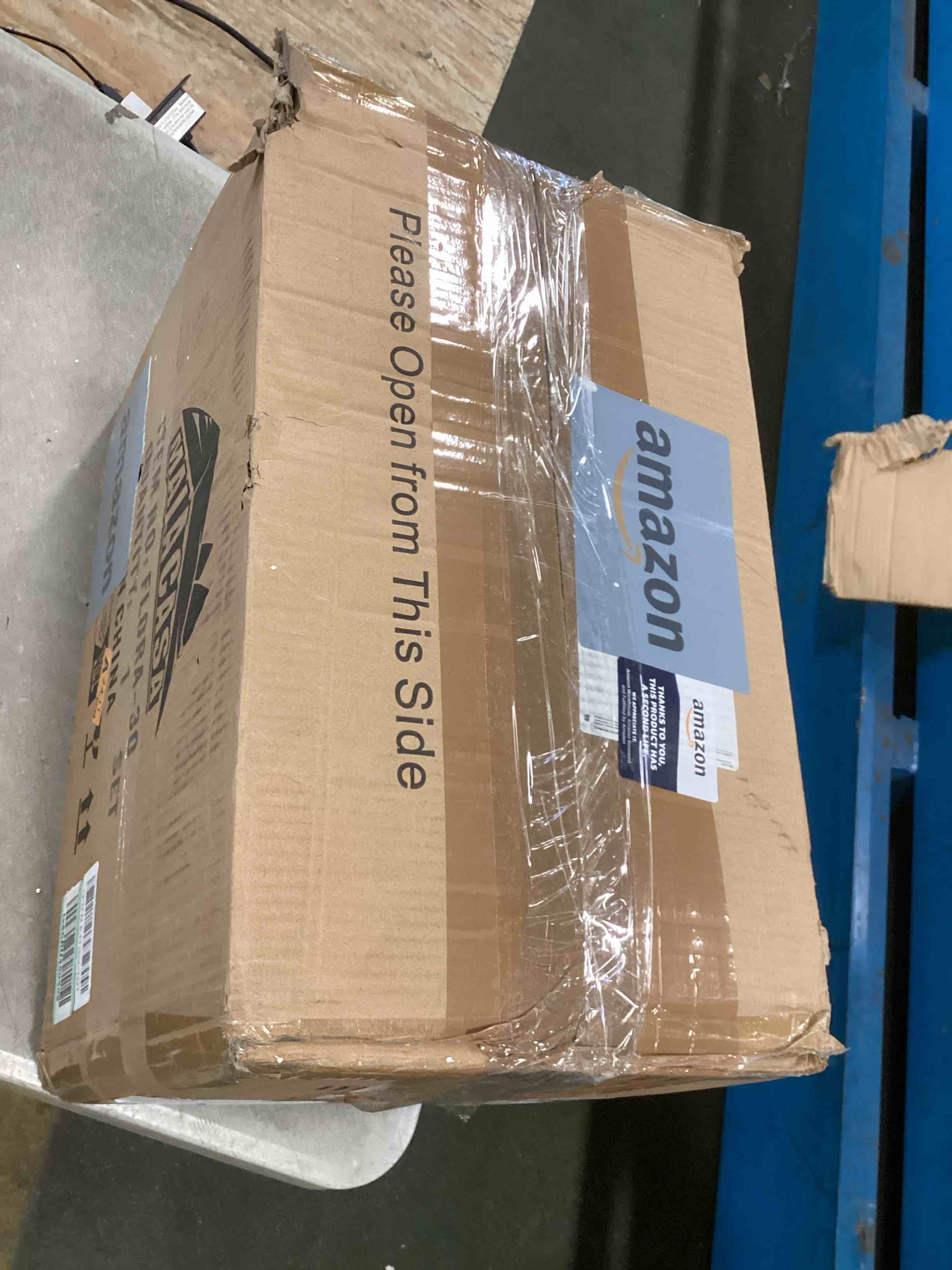https://s3.amazonaws.com/lotting-images-prod/bidfta/GRN6670934_1722636701963.jpeg