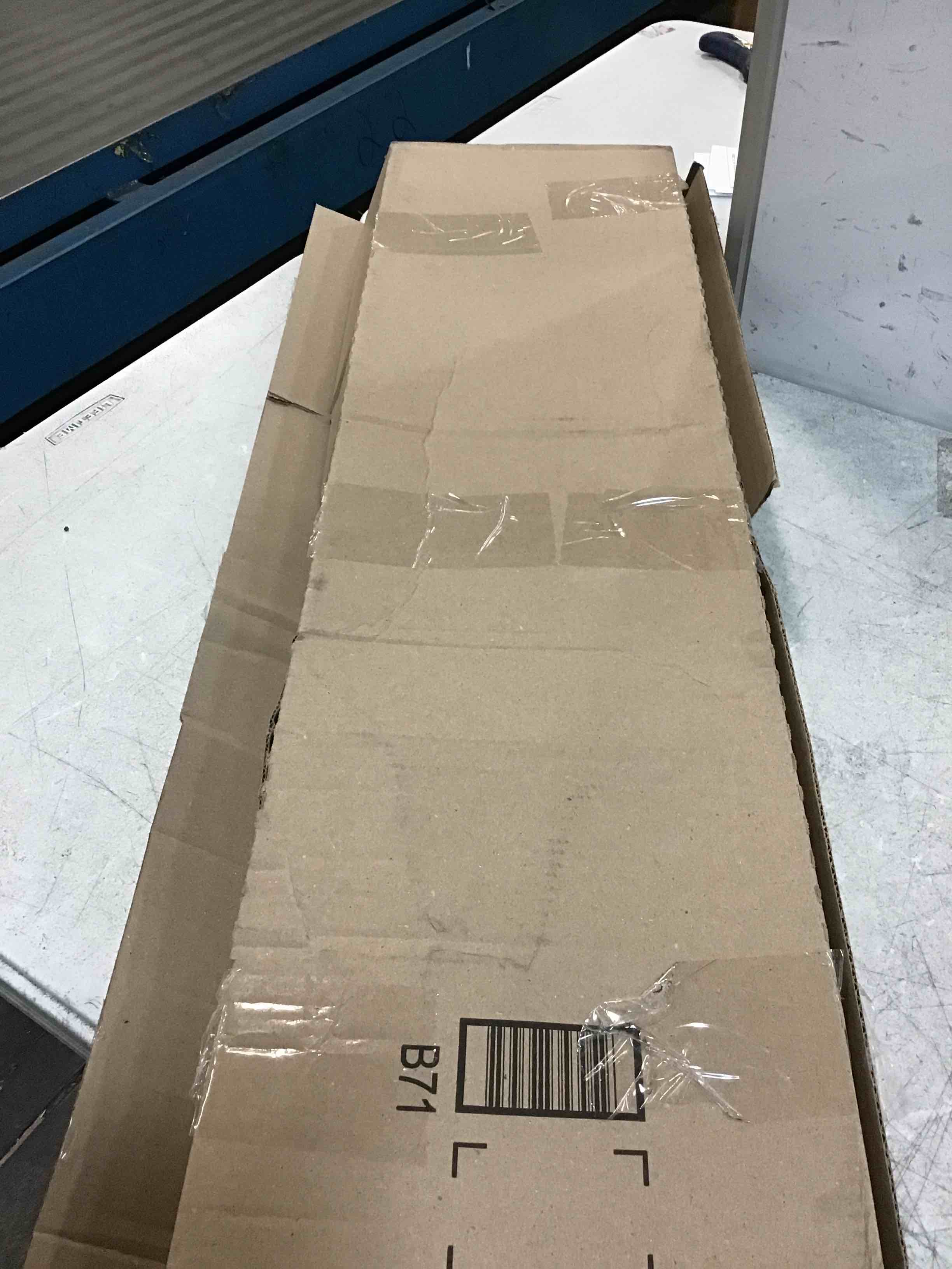 Car Windshield Sun Shade for 2019-2024 Chevrolet Silverado/GMC Sierra, car window shades- AstraGuard