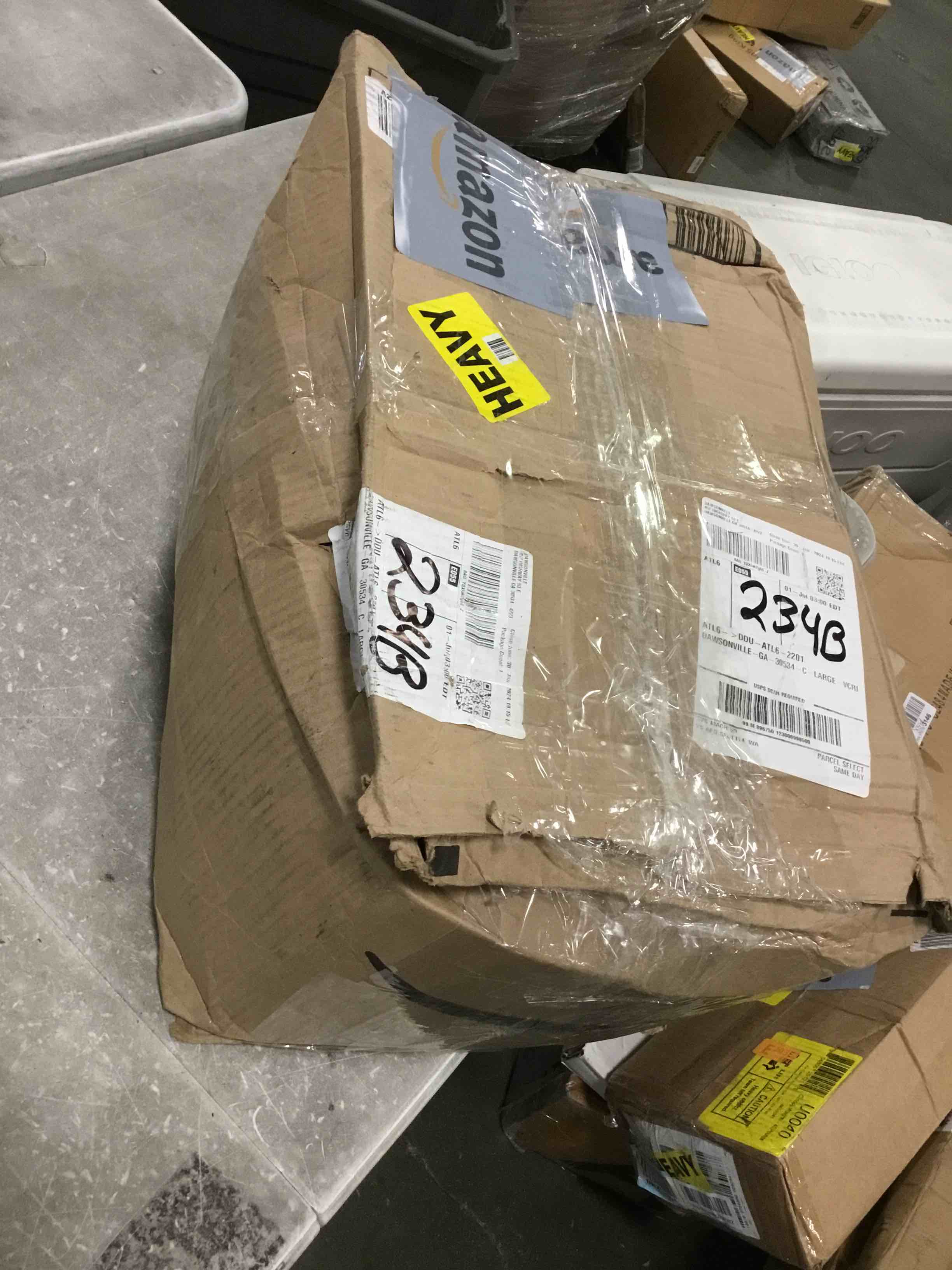 https://s3.amazonaws.com/lotting-images-prod/bidfta/GRN6671661_1722566695967.jpeg