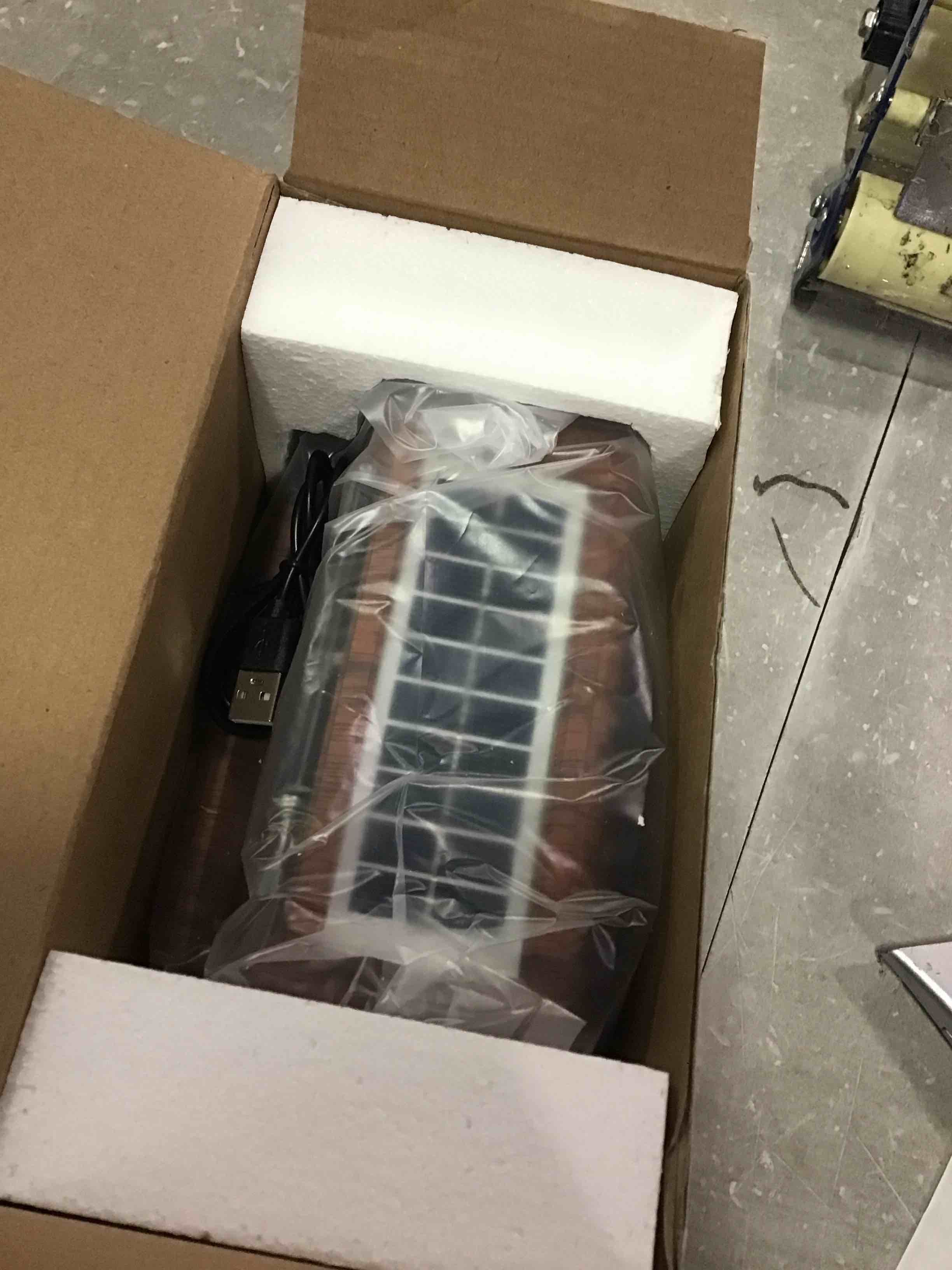 https://s3.amazonaws.com/lotting-images-prod/bidfta/GRN6673600_1722612798370.jpeg