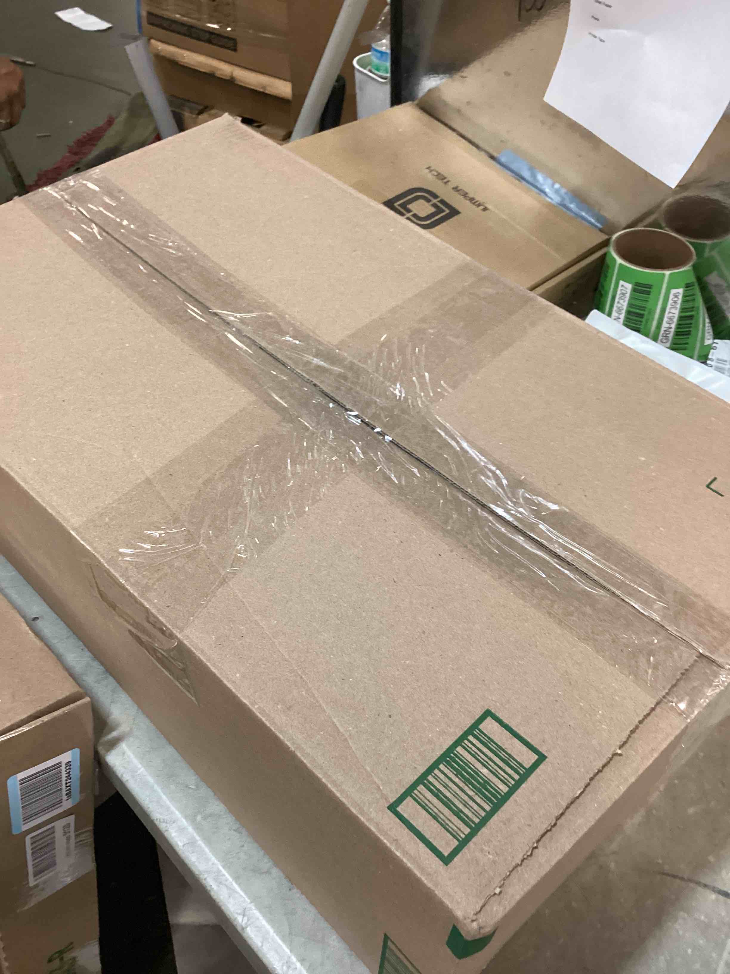 https://s3.amazonaws.com/lotting-images-prod/bidfta/GRN6673896_1722701297330.jpeg