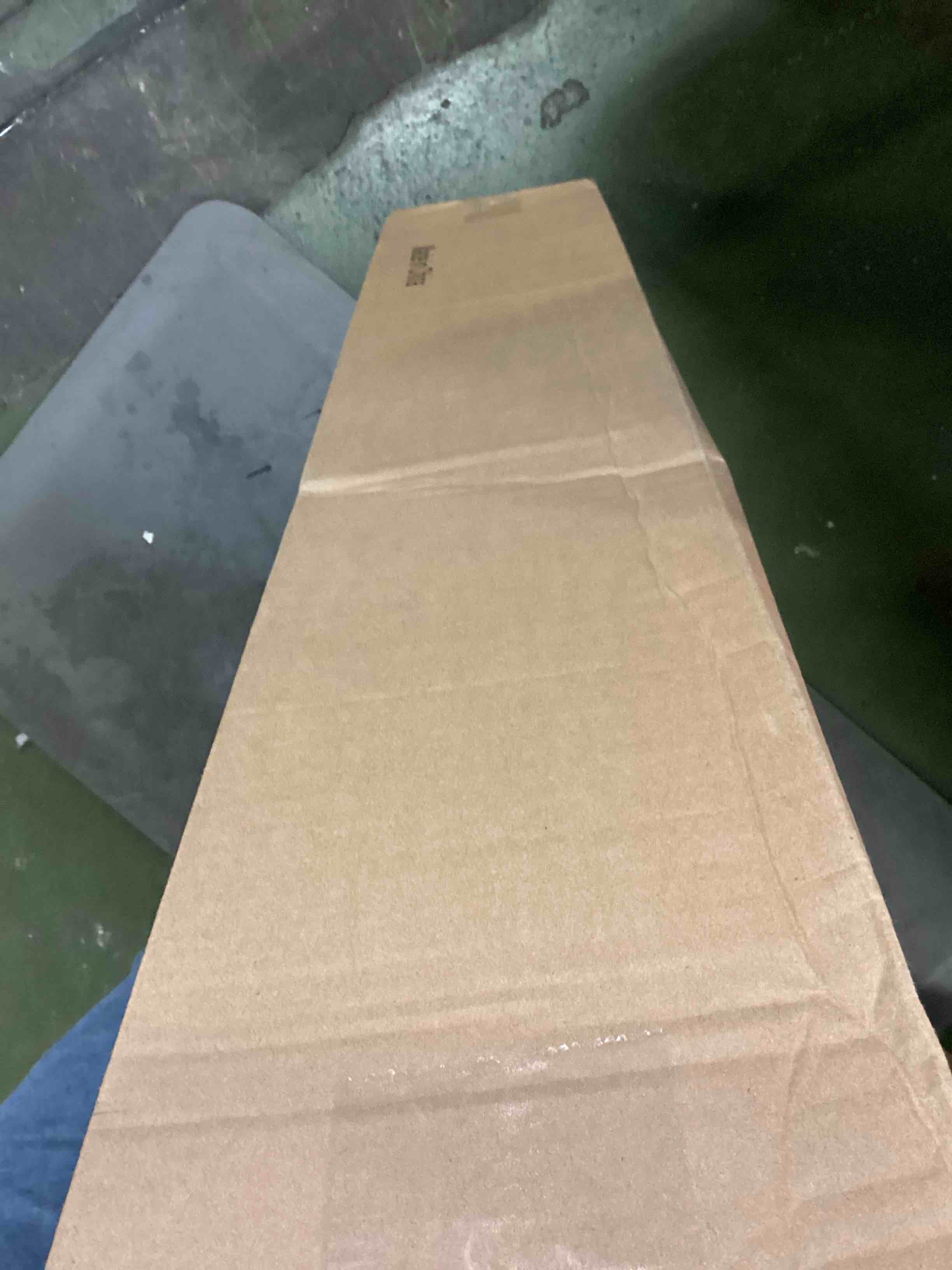 https://s3.amazonaws.com/lotting-images-prod/bidfta/GRN6676014_1722619832294.jpeg