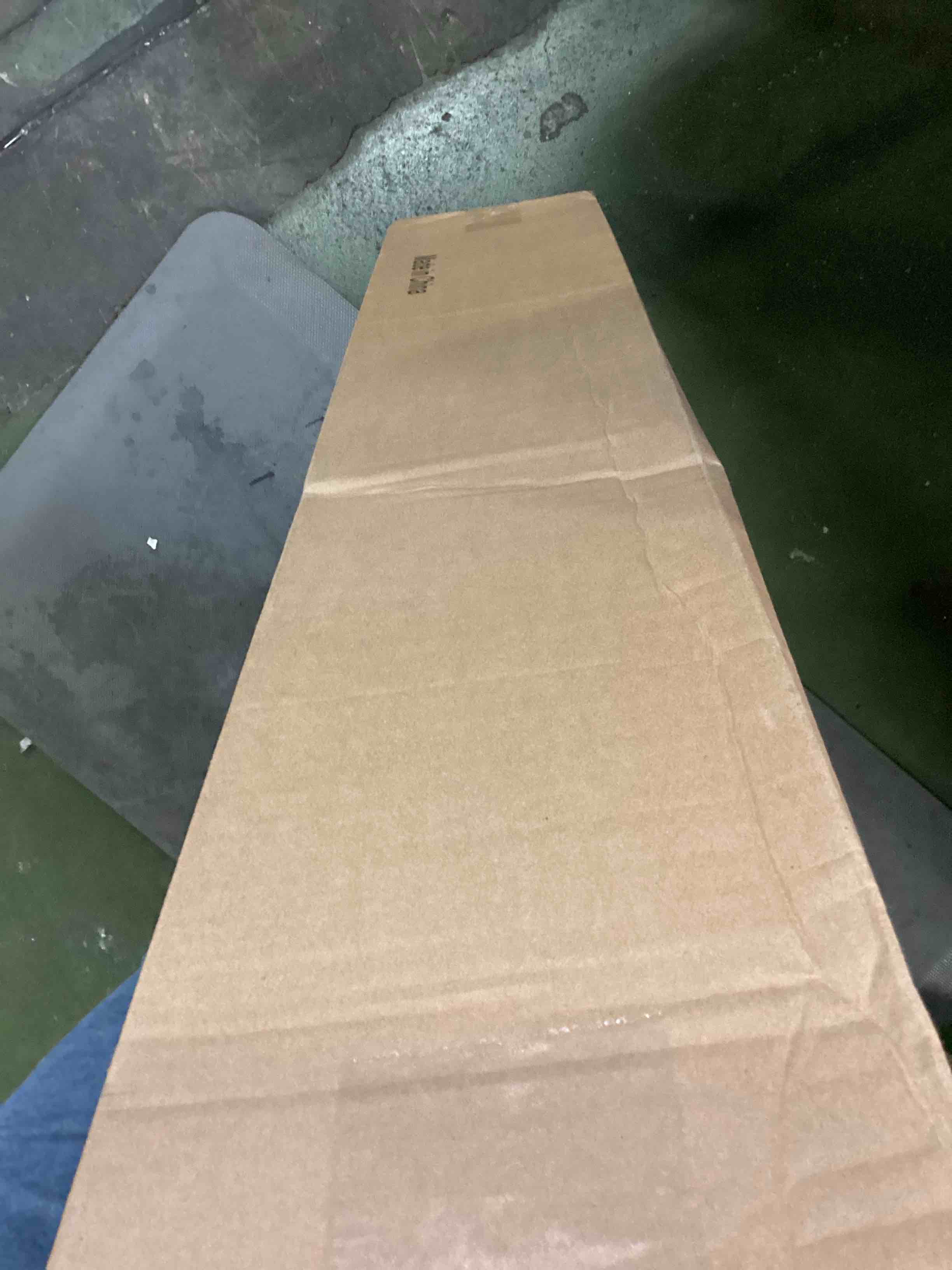 https://s3.amazonaws.com/lotting-images-prod/bidfta/GRN6676014_1722619833149.jpeg