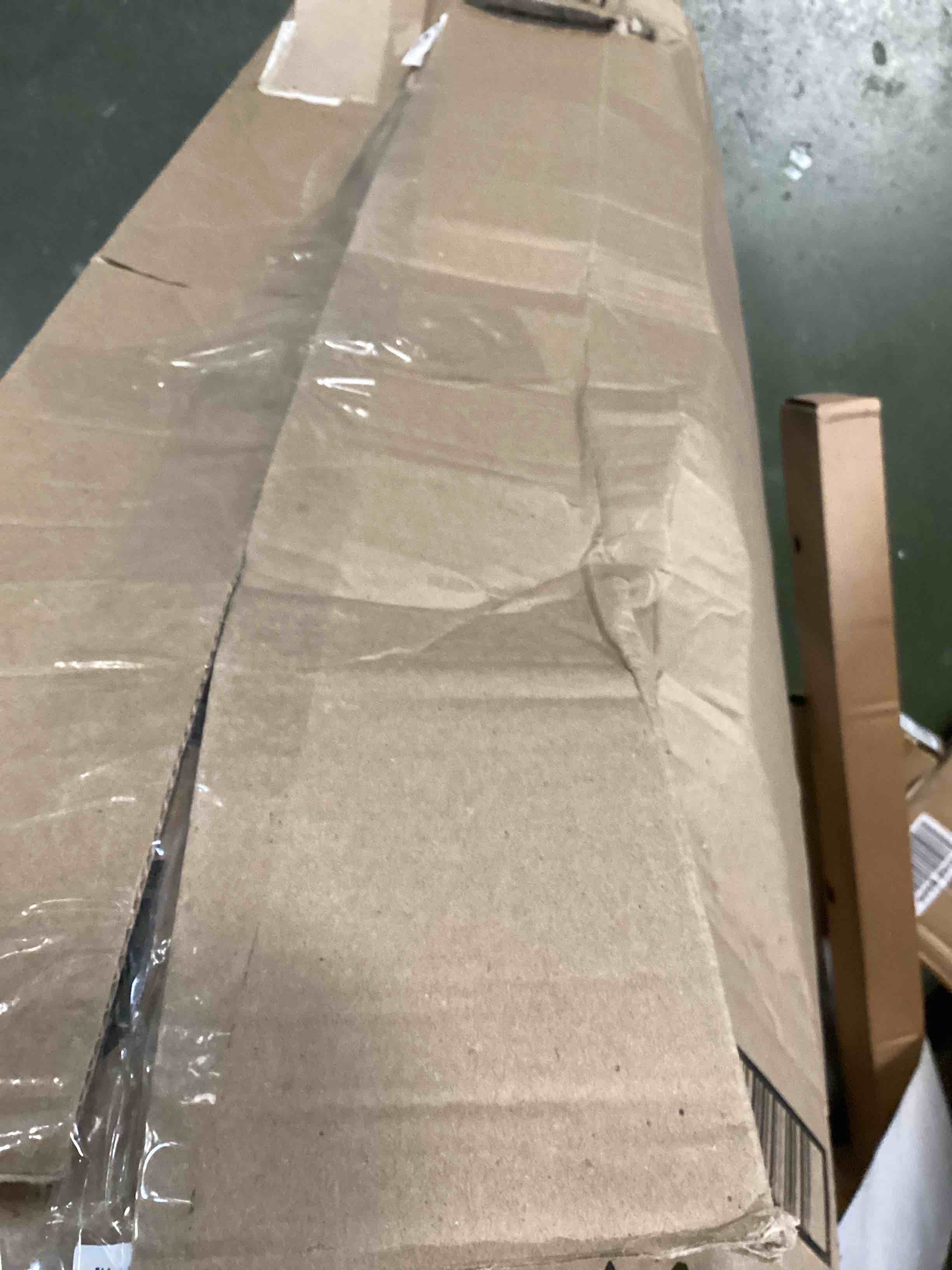 https://s3.amazonaws.com/lotting-images-prod/bidfta/GRN6676708_1723147124901.jpeg
