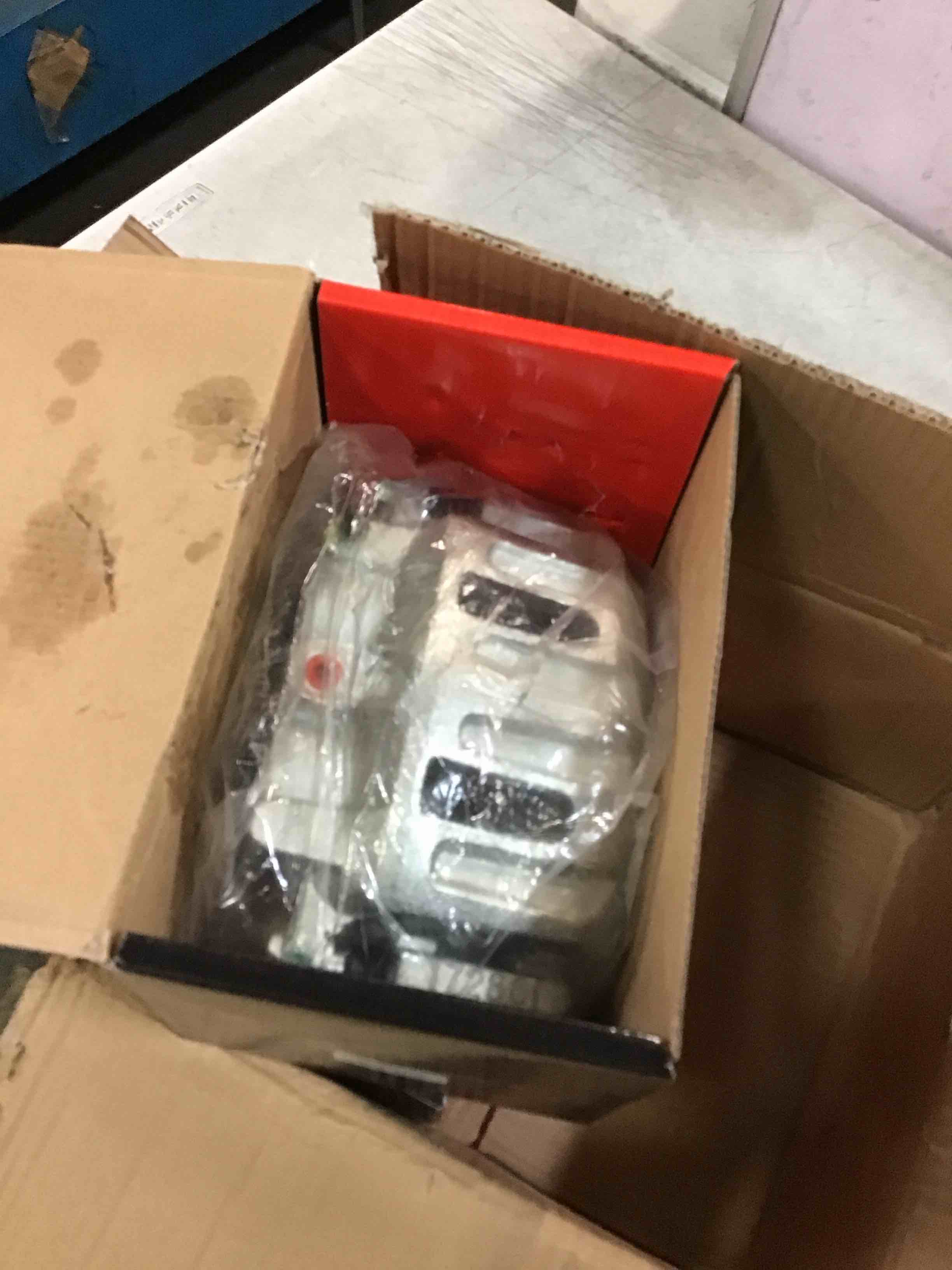 https://s3.amazonaws.com/lotting-images-prod/bidfta/GRN6677505_1722869111347.jpeg