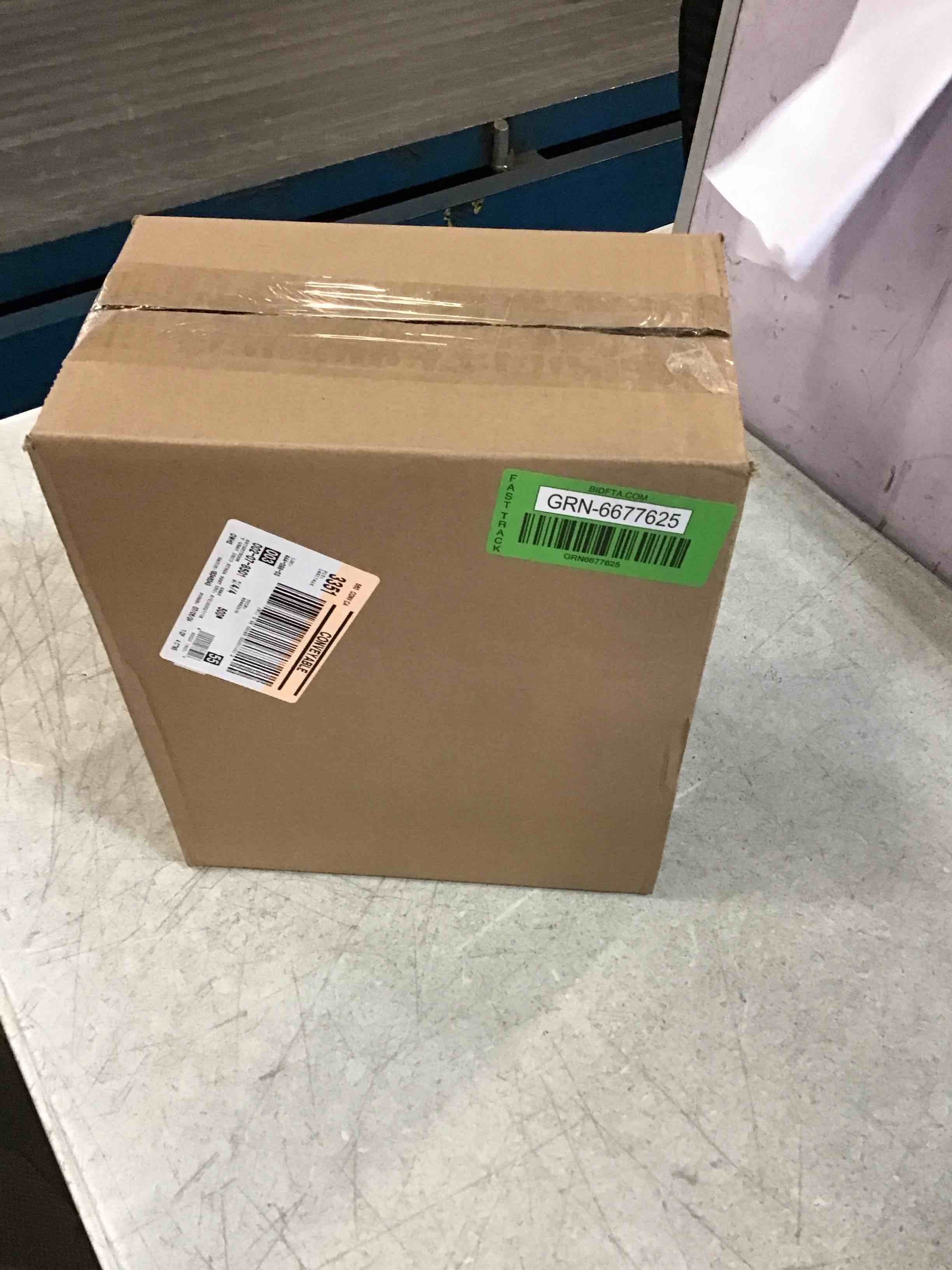 https://s3.amazonaws.com/lotting-images-prod/bidfta/GRN6677625_1722886958914.jpeg