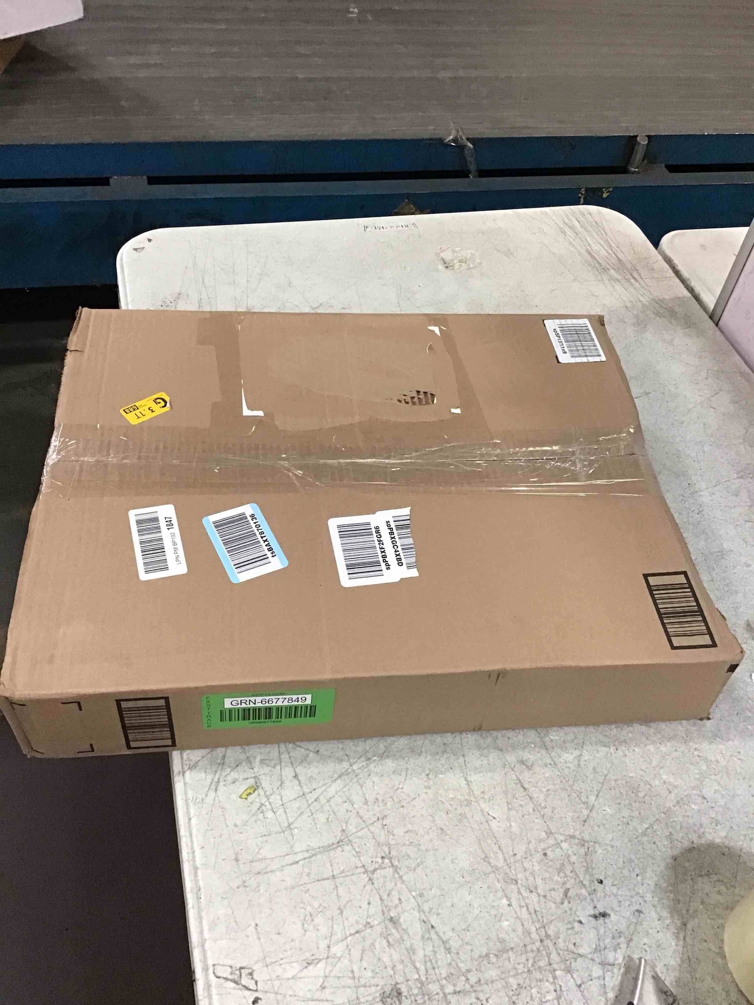 https://s3.amazonaws.com/lotting-images-prod/bidfta/GRN6677849_1723645636850.jpeg