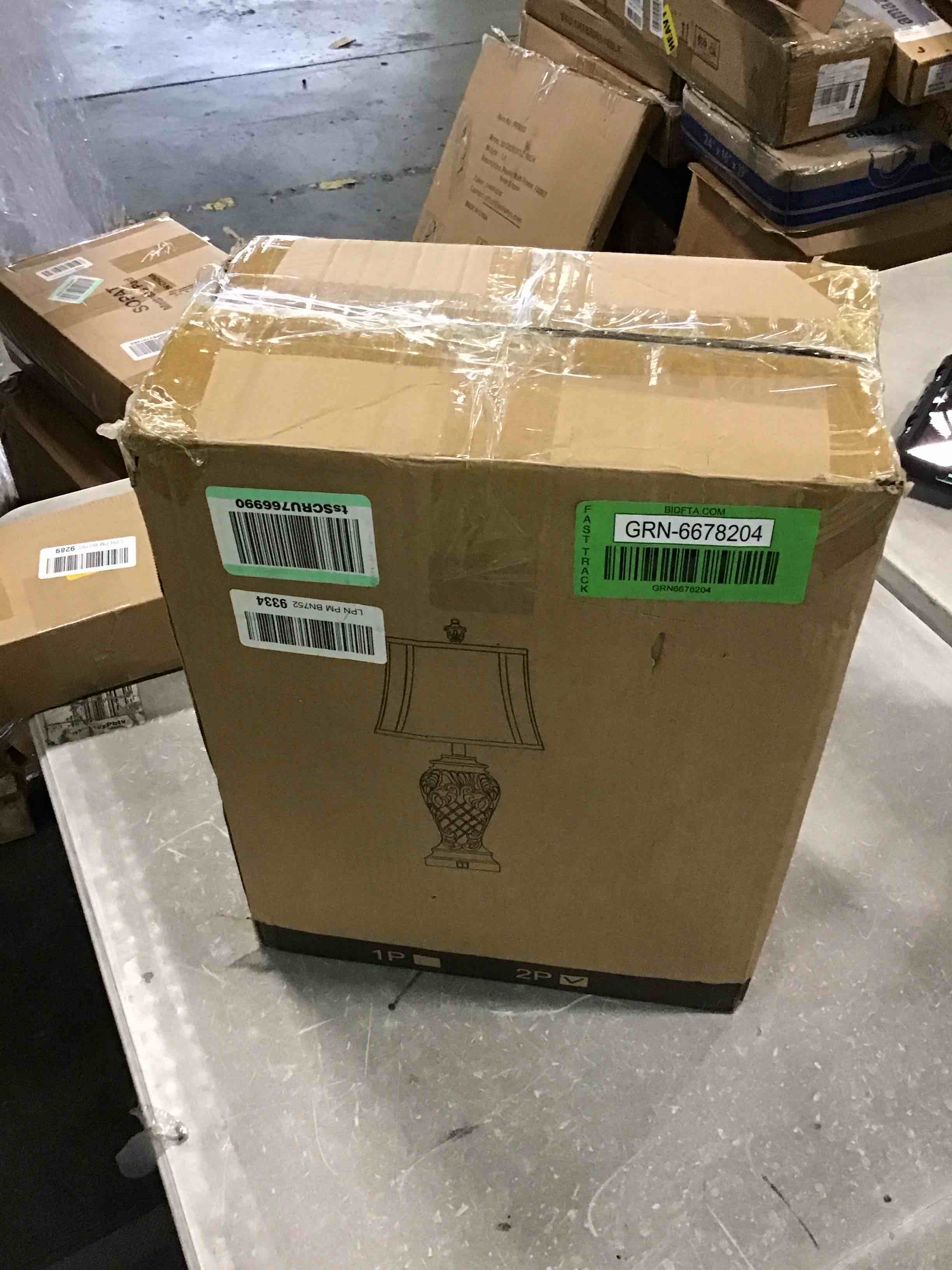https://s3.amazonaws.com/lotting-images-prod/bidfta/GRN6678204_1723750688397.jpeg