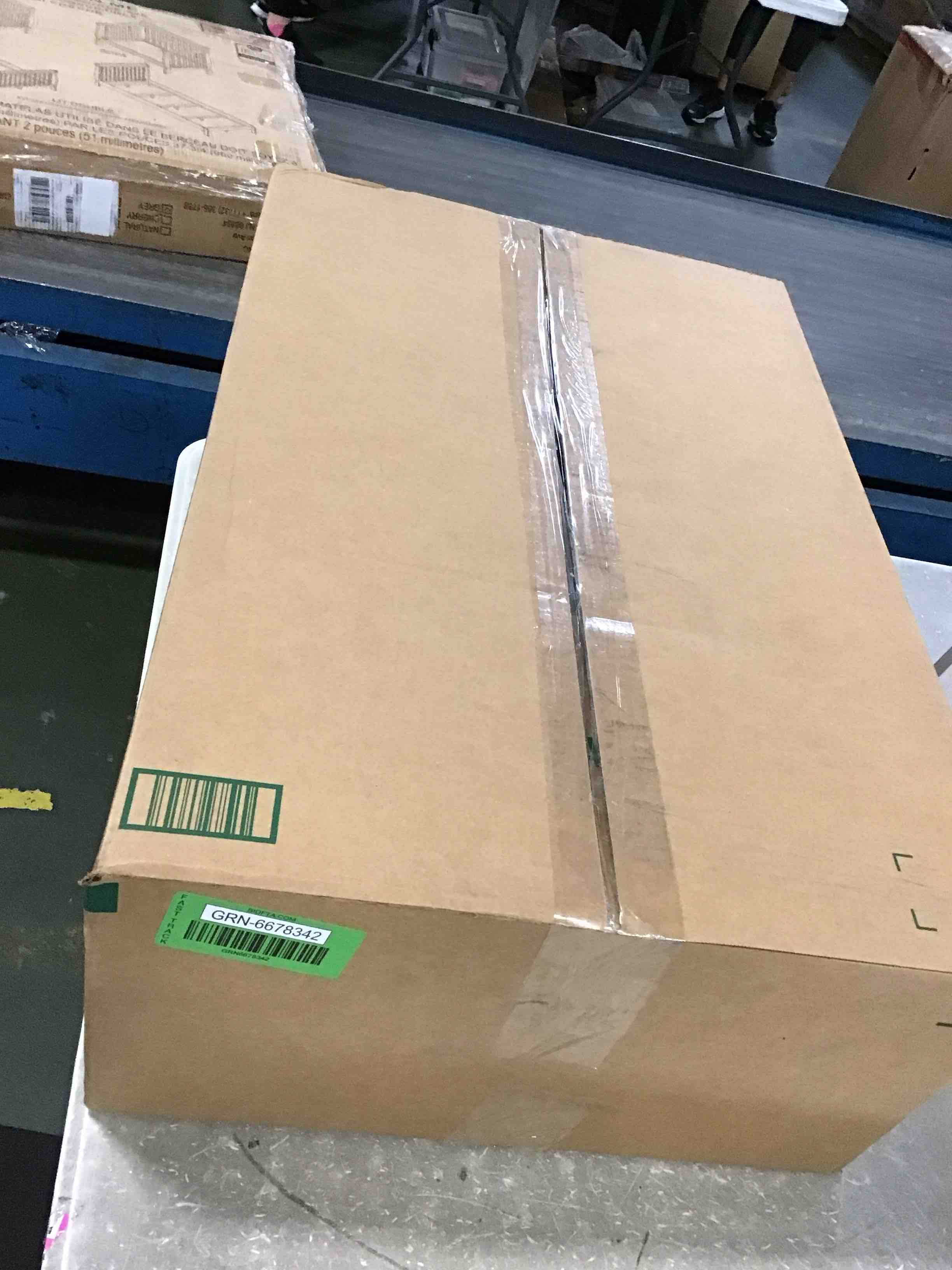 https://s3.amazonaws.com/lotting-images-prod/bidfta/GRN6678342_1723823428552.jpeg