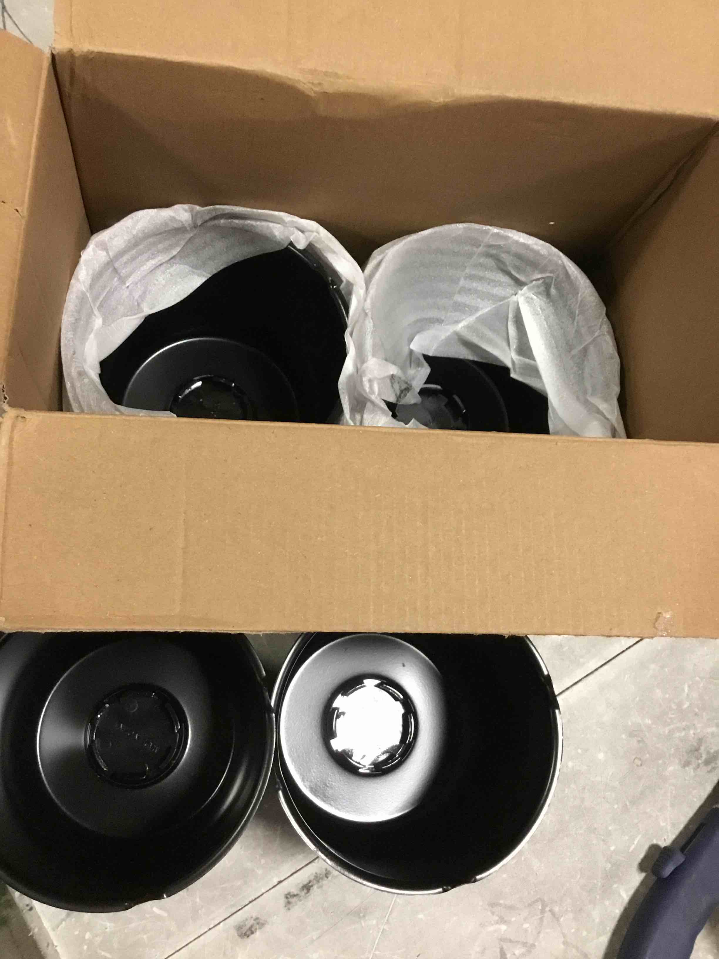 https://s3.amazonaws.com/lotting-images-prod/bidfta/GRN6678578_1722278809457.jpeg