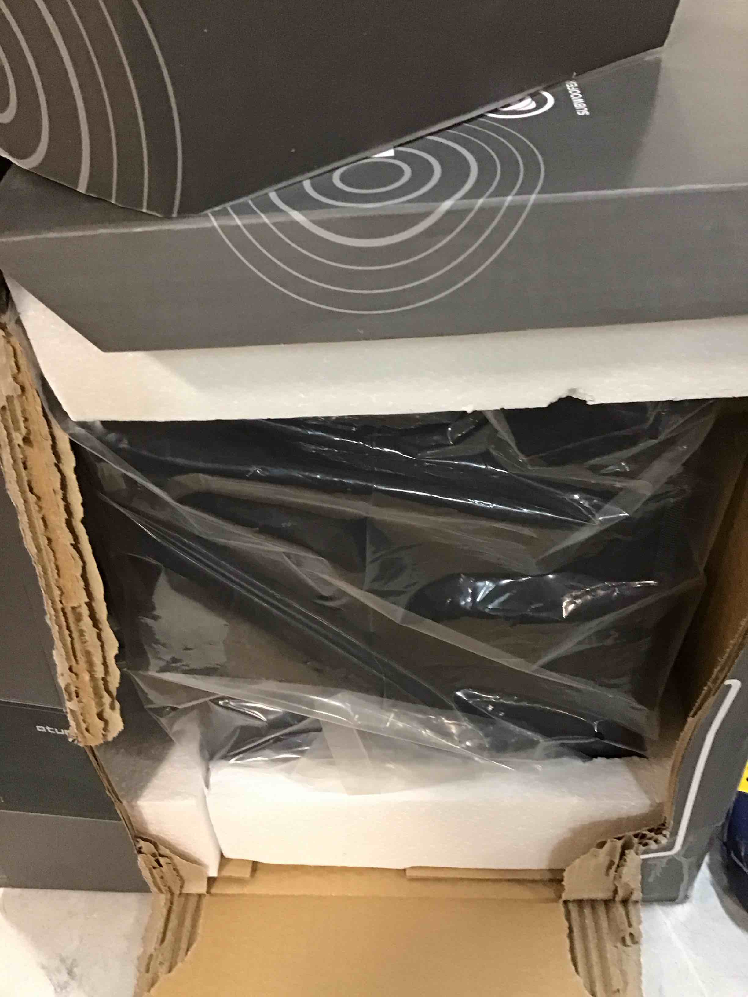 https://s3.amazonaws.com/lotting-images-prod/bidfta/GRN6678676_1722573551040.jpeg