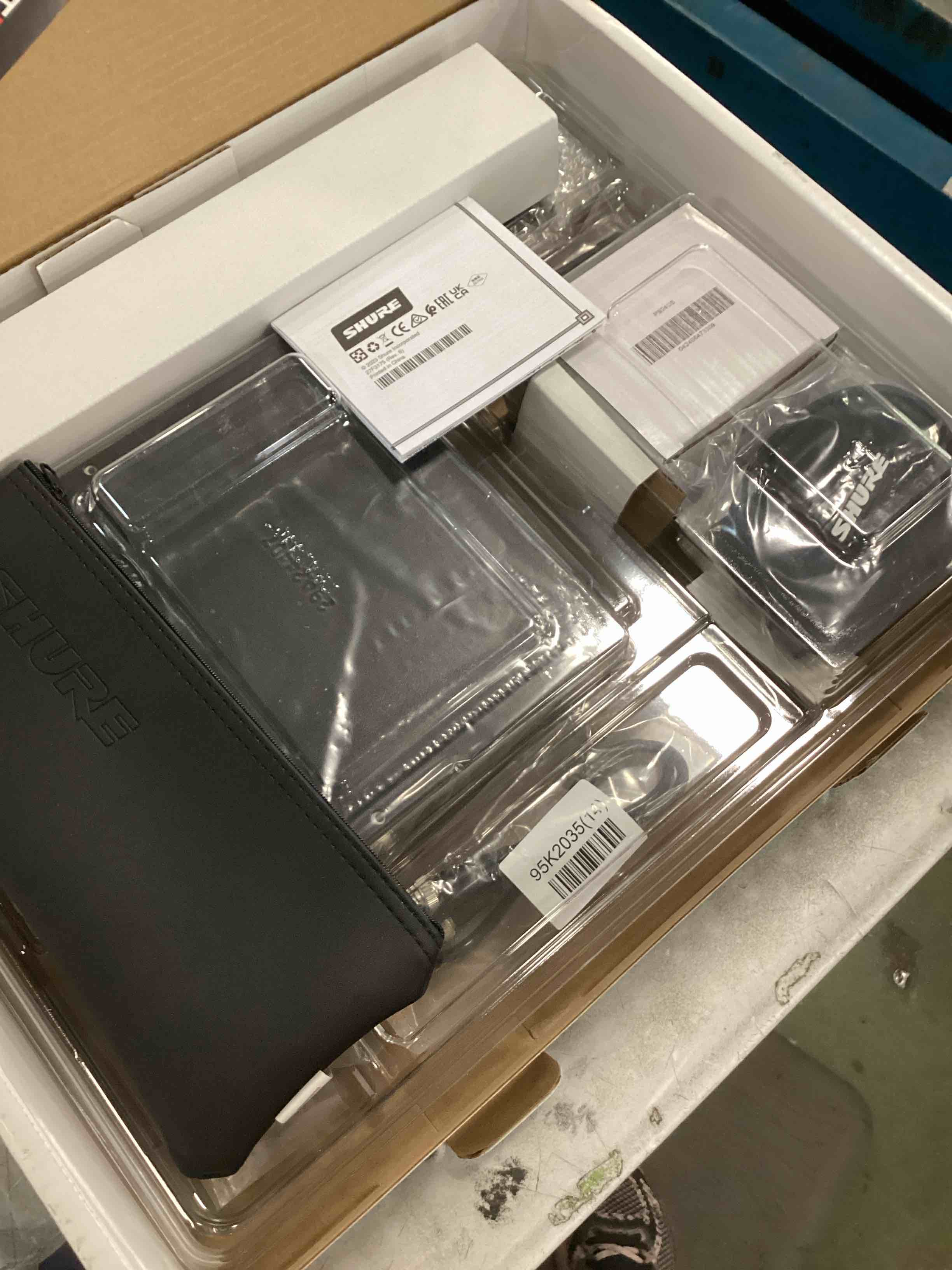 https://s3.amazonaws.com/lotting-images-prod/bidfta/GRN6680452_1719516193838.jpeg