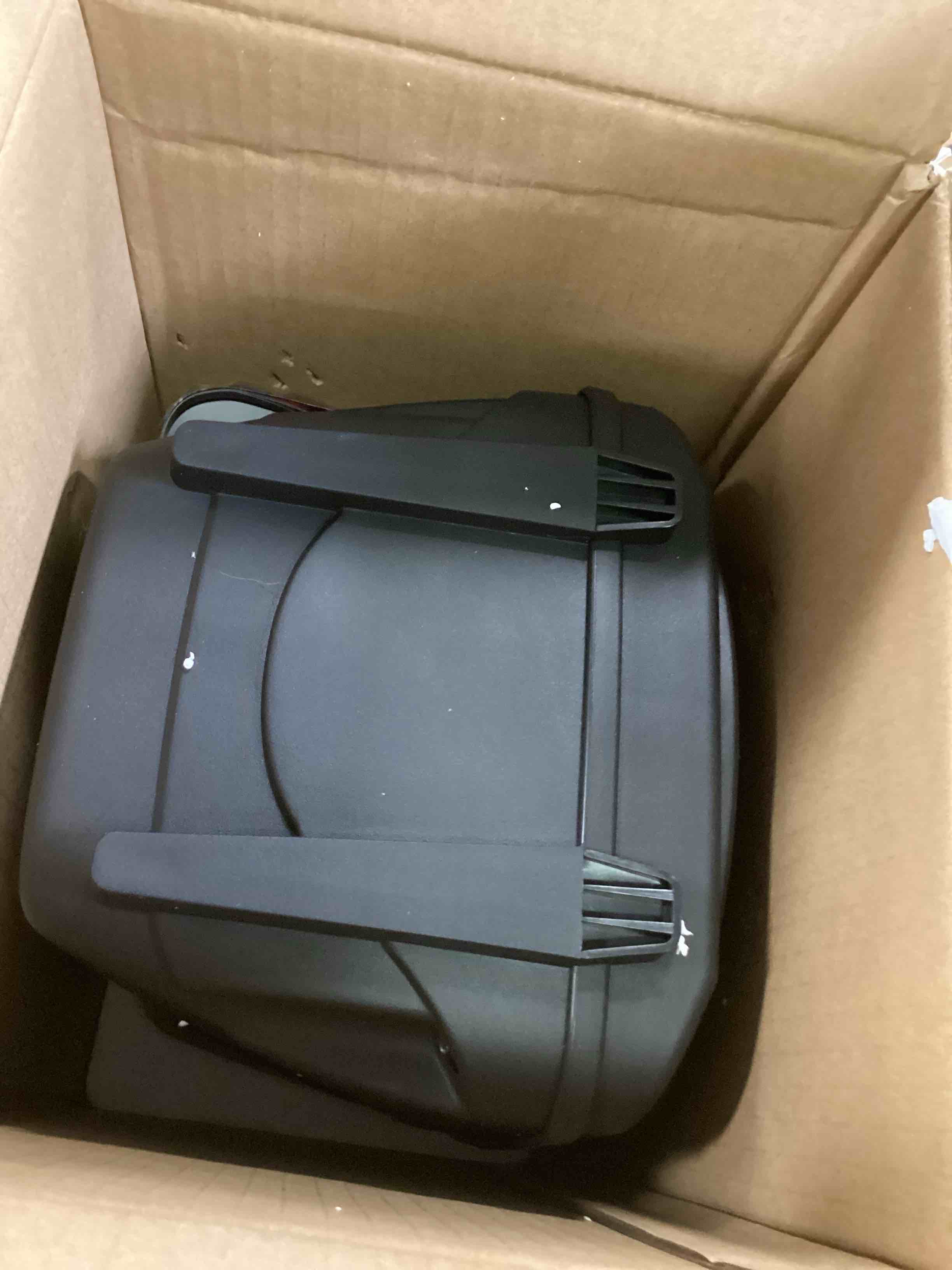 https://s3.amazonaws.com/lotting-images-prod/bidfta/GRN6680611_1719588006885.jpeg