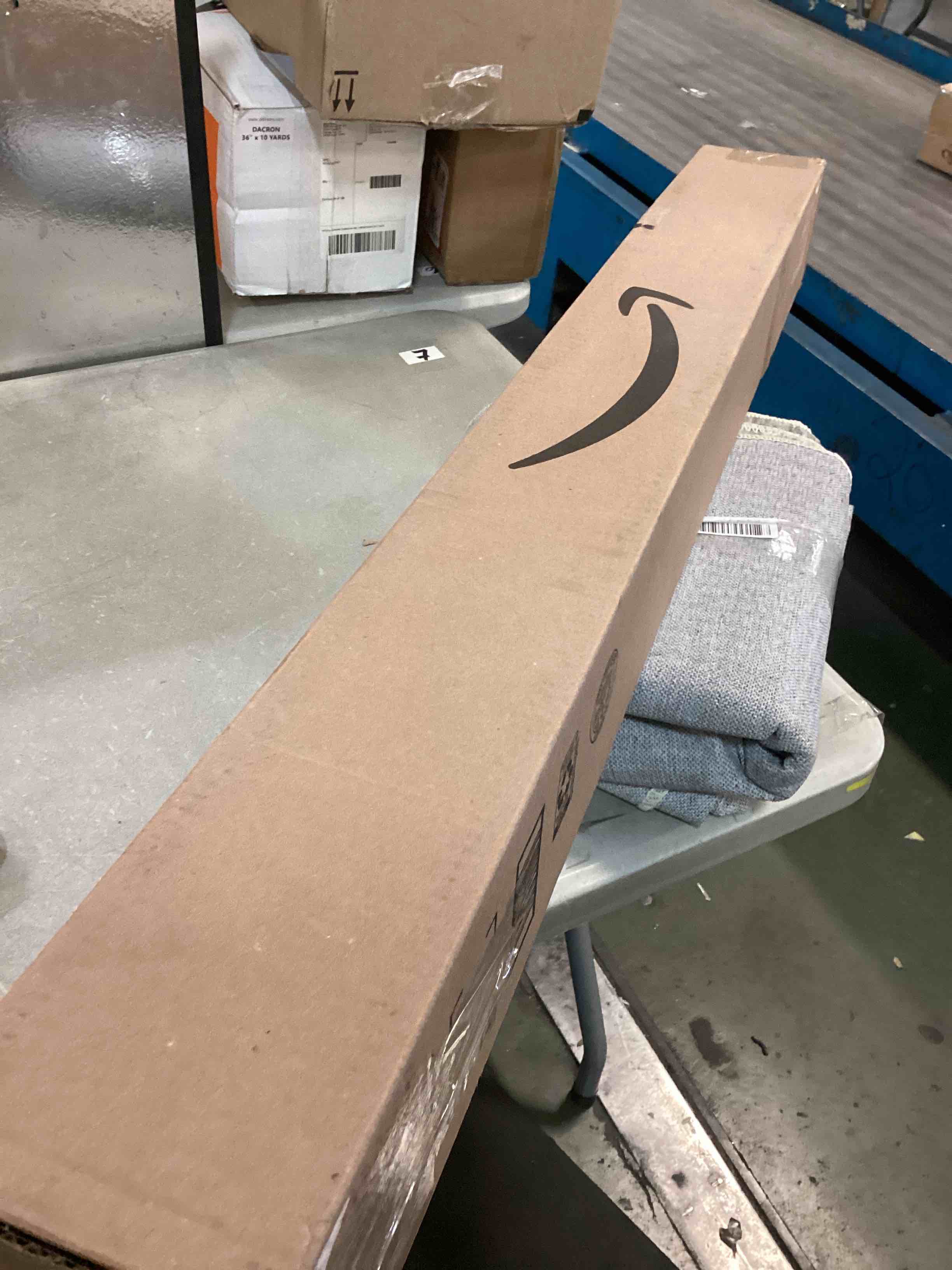 https://s3.amazonaws.com/lotting-images-prod/bidfta/GRN6680875_1719851342550.jpeg