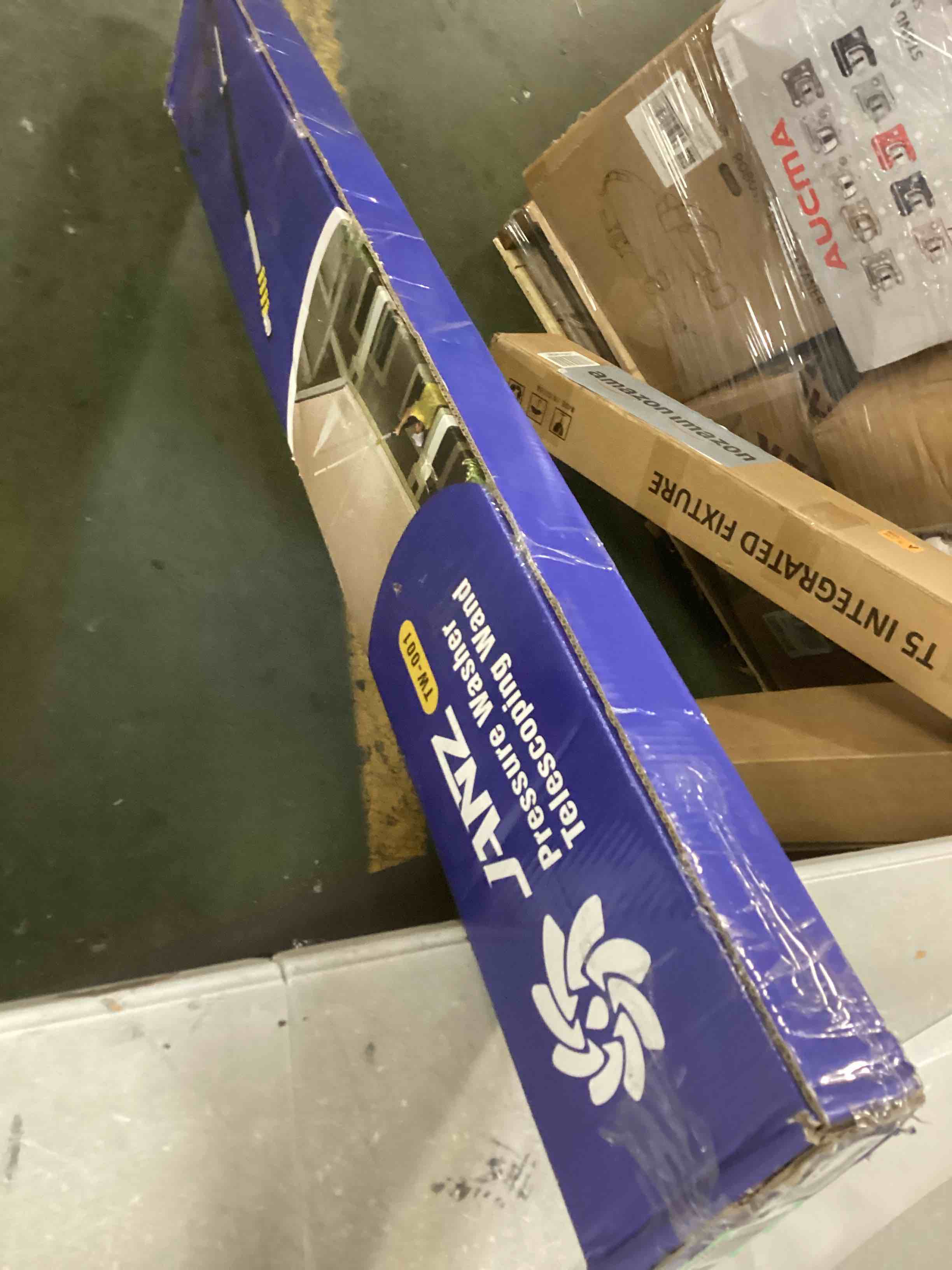 https://s3.amazonaws.com/lotting-images-prod/bidfta/GRN6681910_1719426360097.jpeg