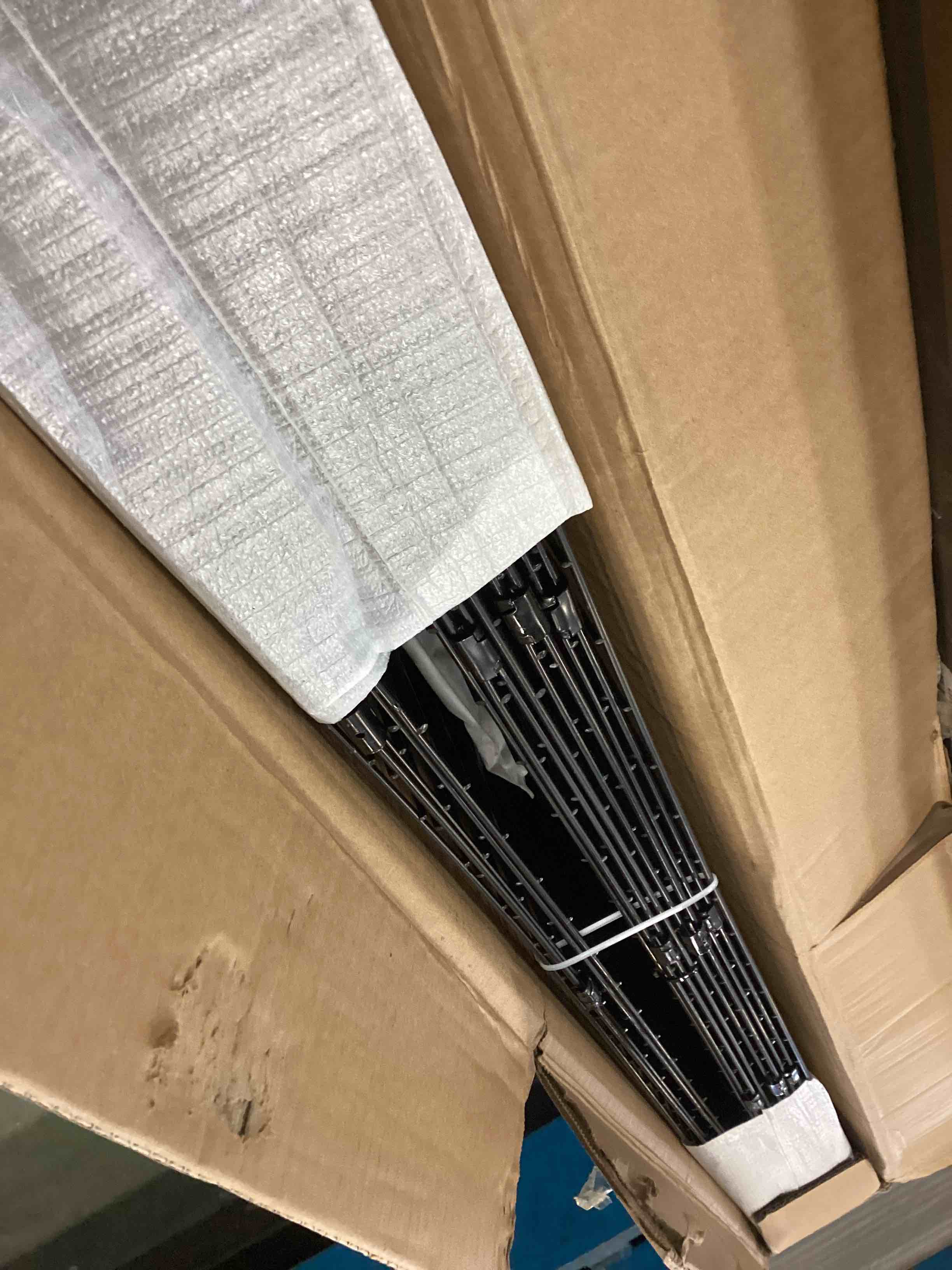 https://s3.amazonaws.com/lotting-images-prod/bidfta/GRN6683331_1720639551273.jpeg