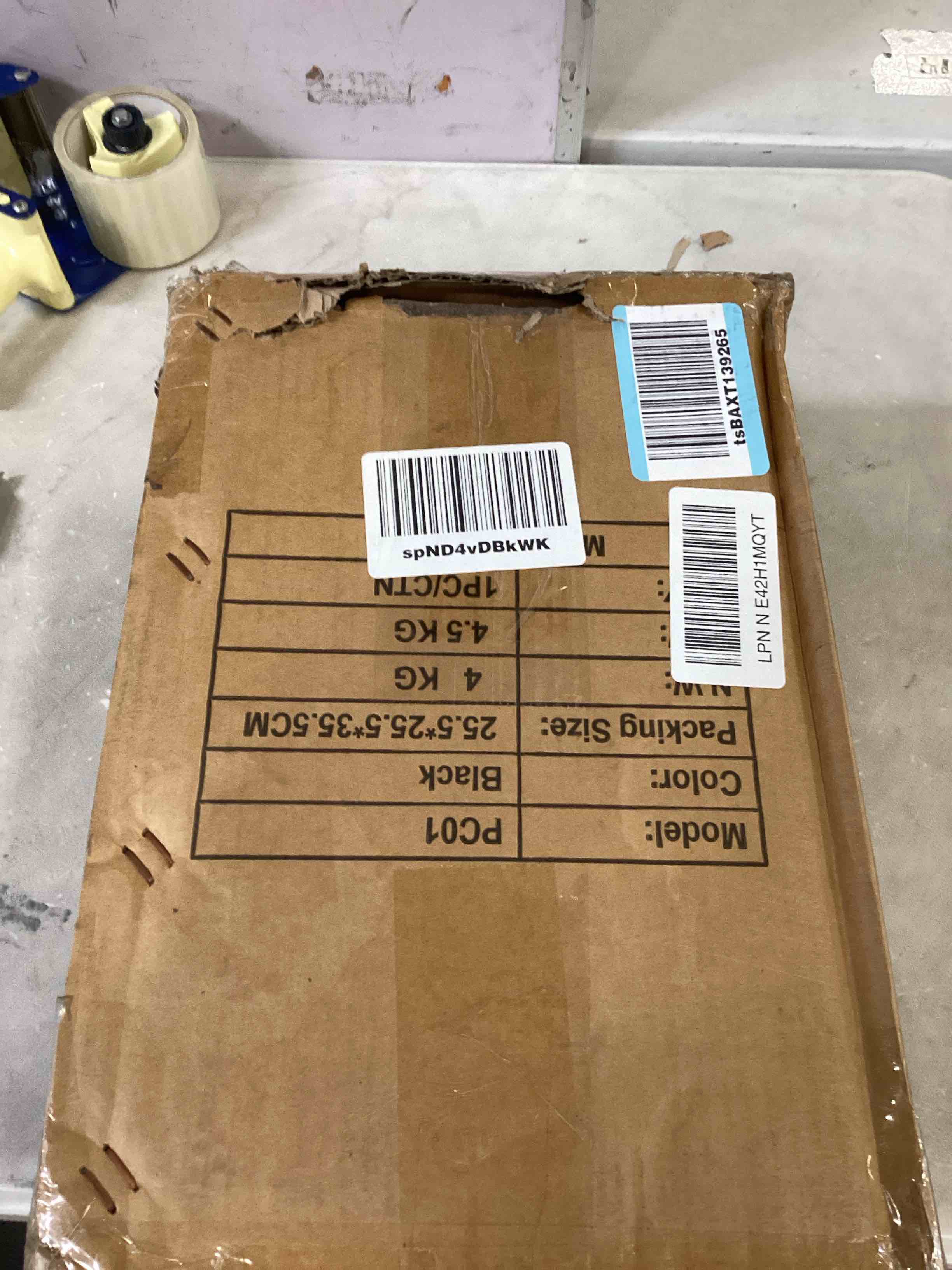 https://s3.amazonaws.com/lotting-images-prod/bidfta/GRN6684562_1720713188361.jpeg